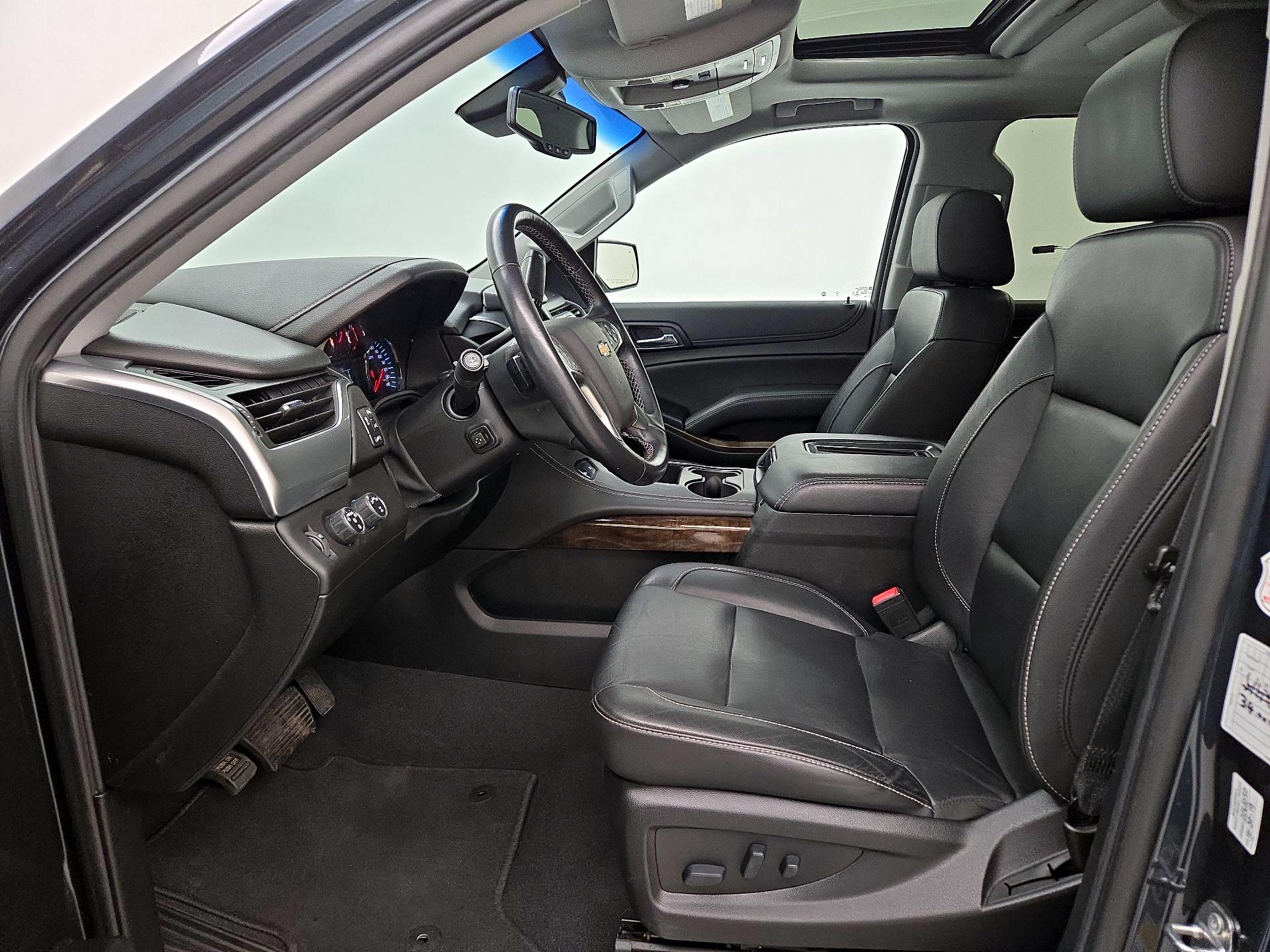 Thumbnail: 2019 Chevrolet Suburban - 11