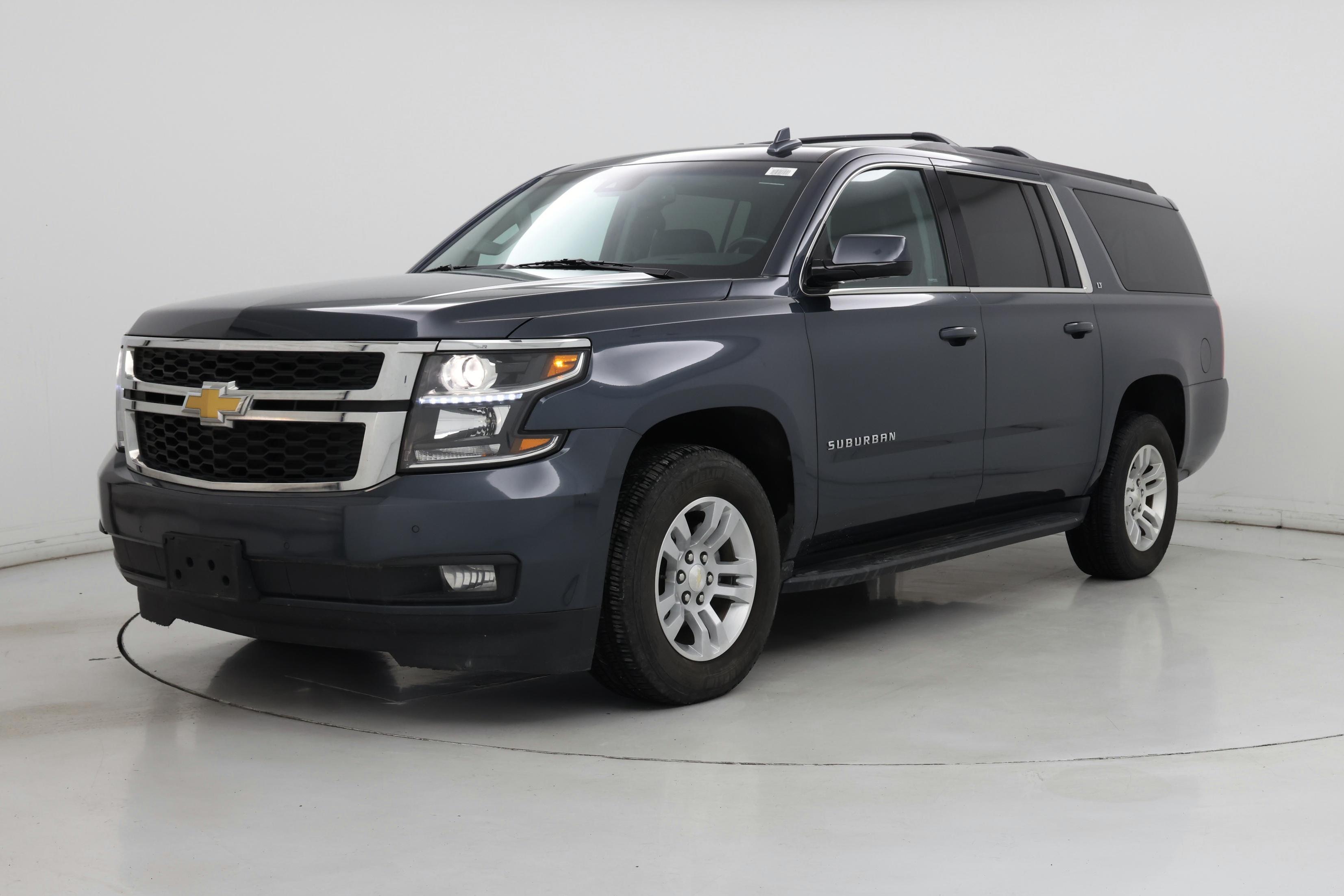 Thumbnail: 2019 Chevrolet Suburban - 4