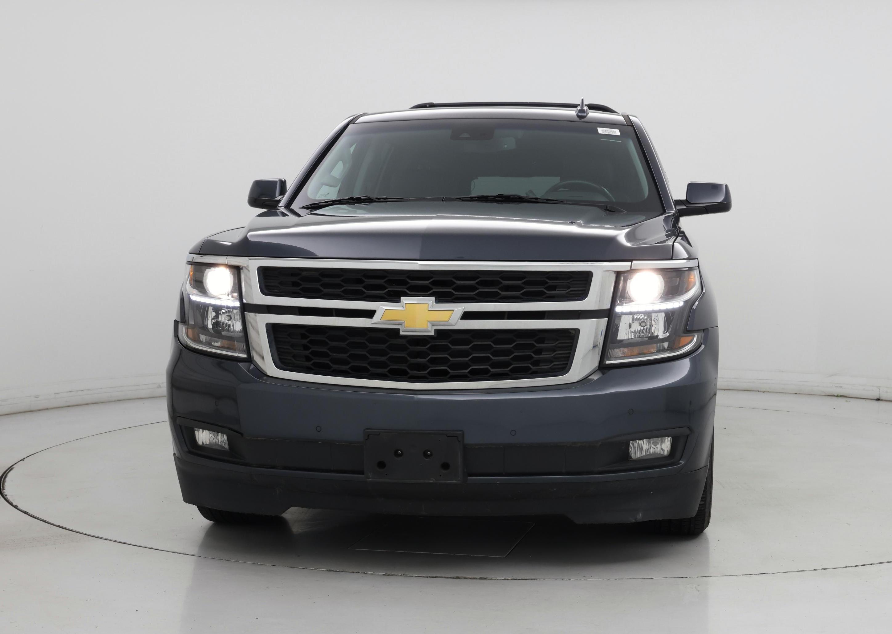 Thumbnail: 2019 Chevrolet Suburban - 5