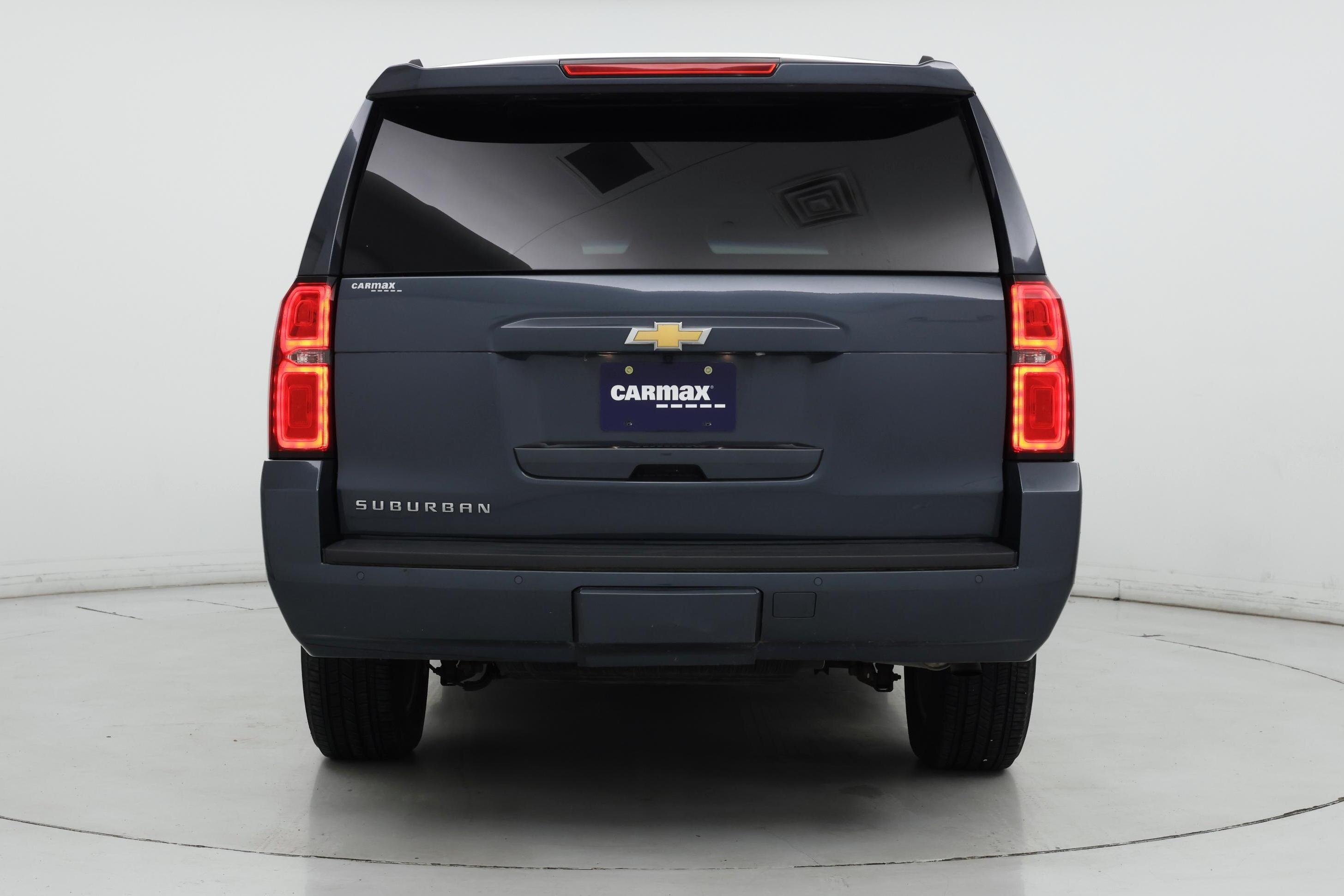 Thumbnail: 2019 Chevrolet Suburban - 6