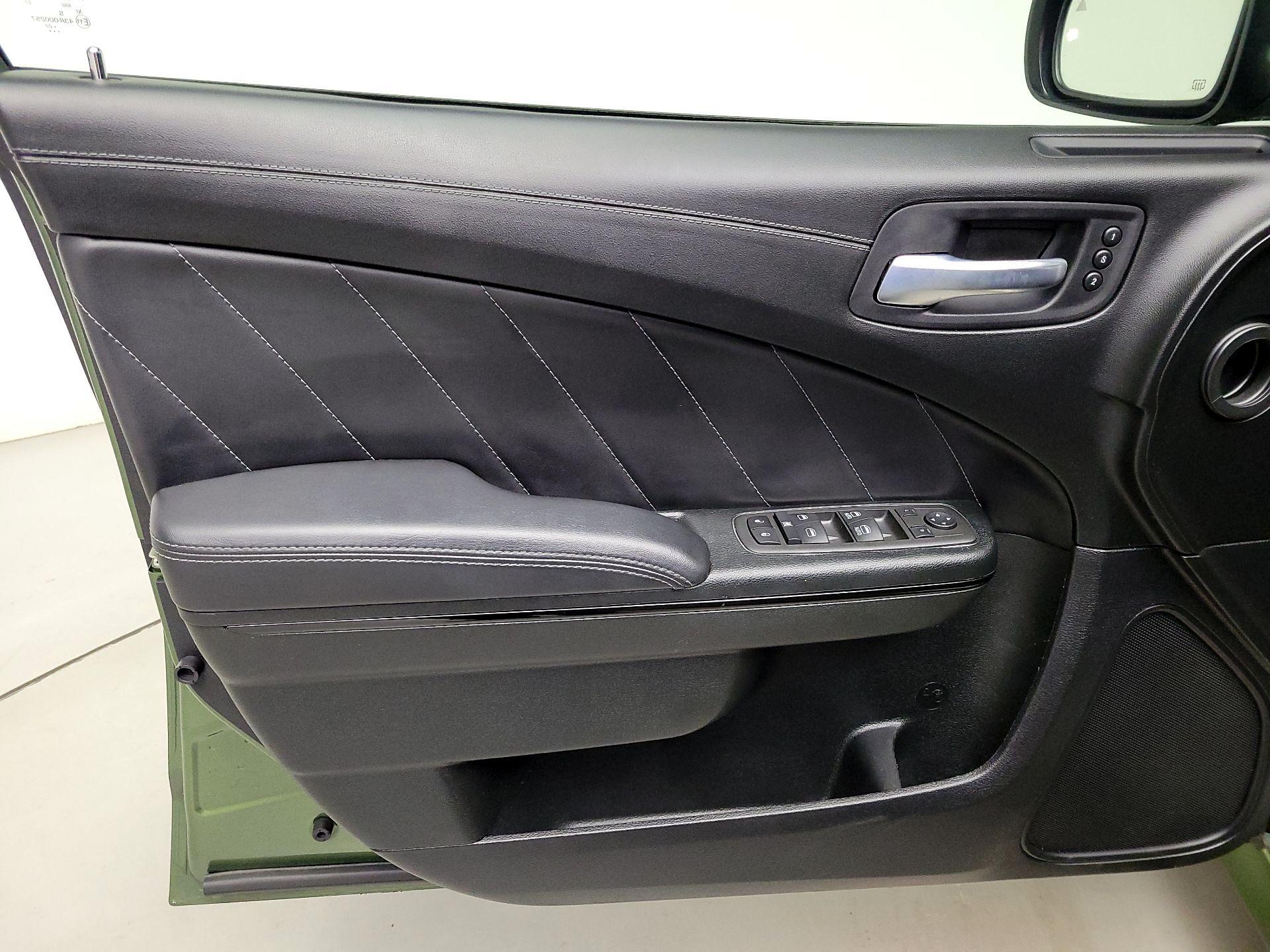 Thumbnail: 2022 Dodge Charger - 12