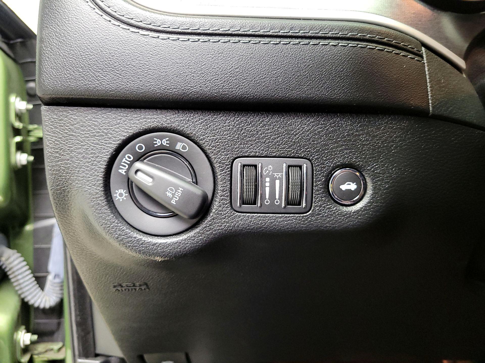 Thumbnail: 2022 Dodge Charger - 13