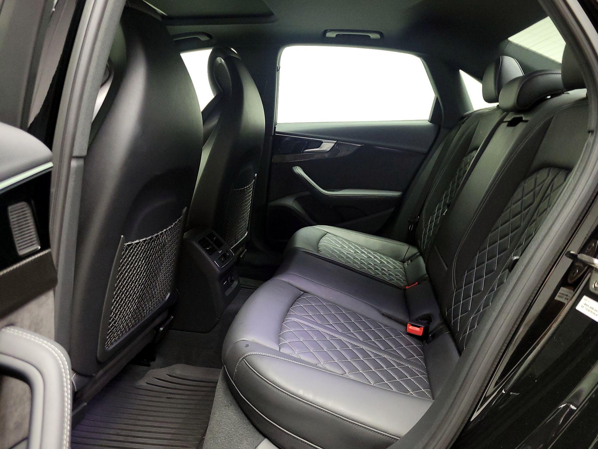 Thumbnail: 2021 Audi S4 - 20