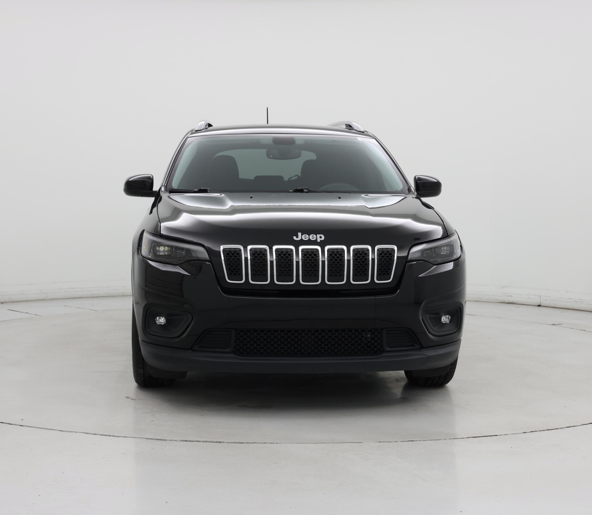 Thumbnail: 2019 Jeep Cherokee - 5