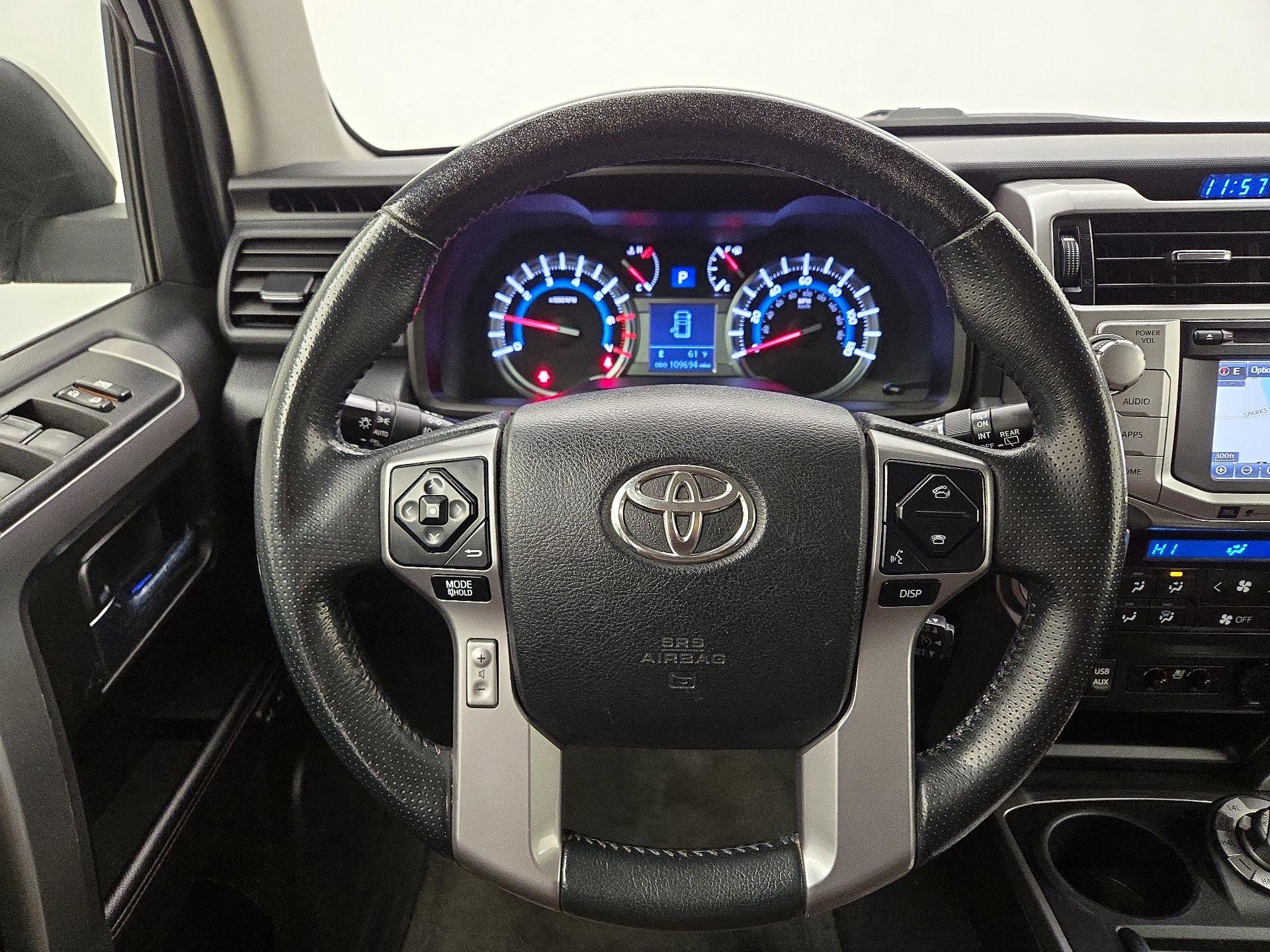 Thumbnail: 2016 Toyota 4Runner - 10