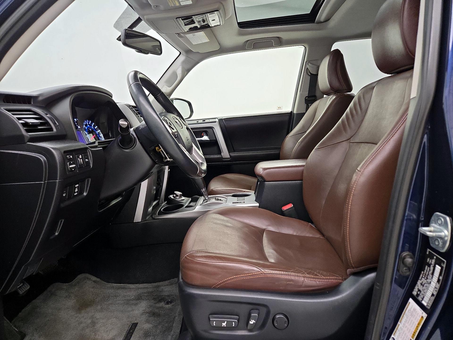 Thumbnail: 2016 Toyota 4Runner - 11