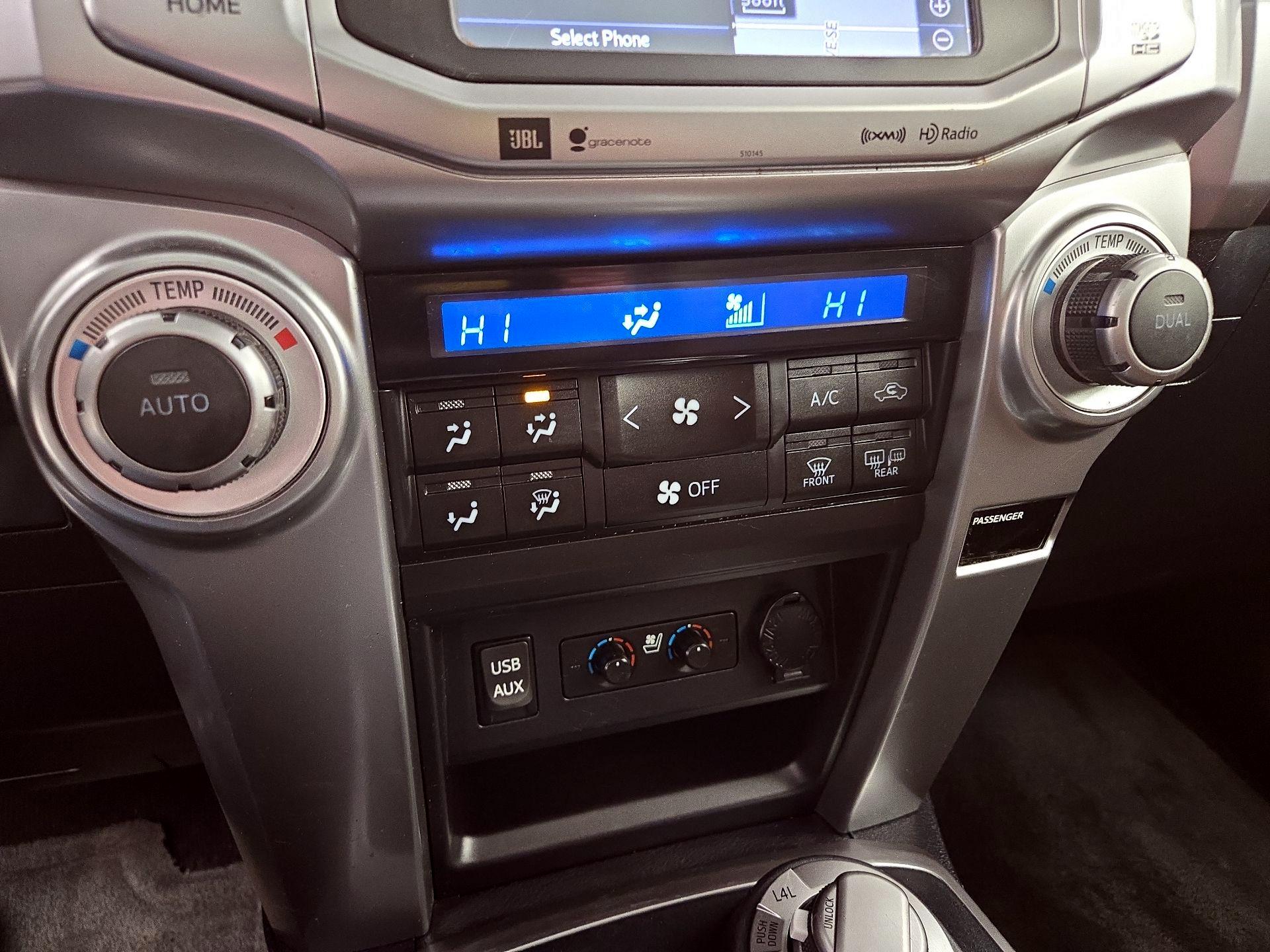 Thumbnail: 2016 Toyota 4Runner - 17