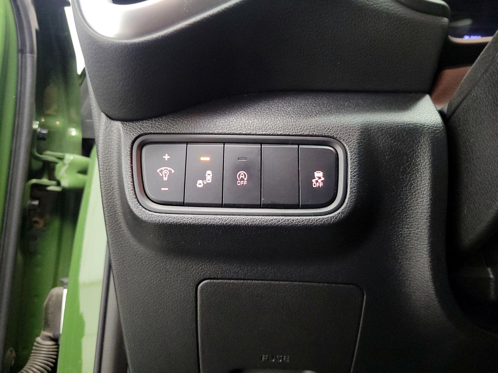 Thumbnail: 2020 Kia Soul - 13