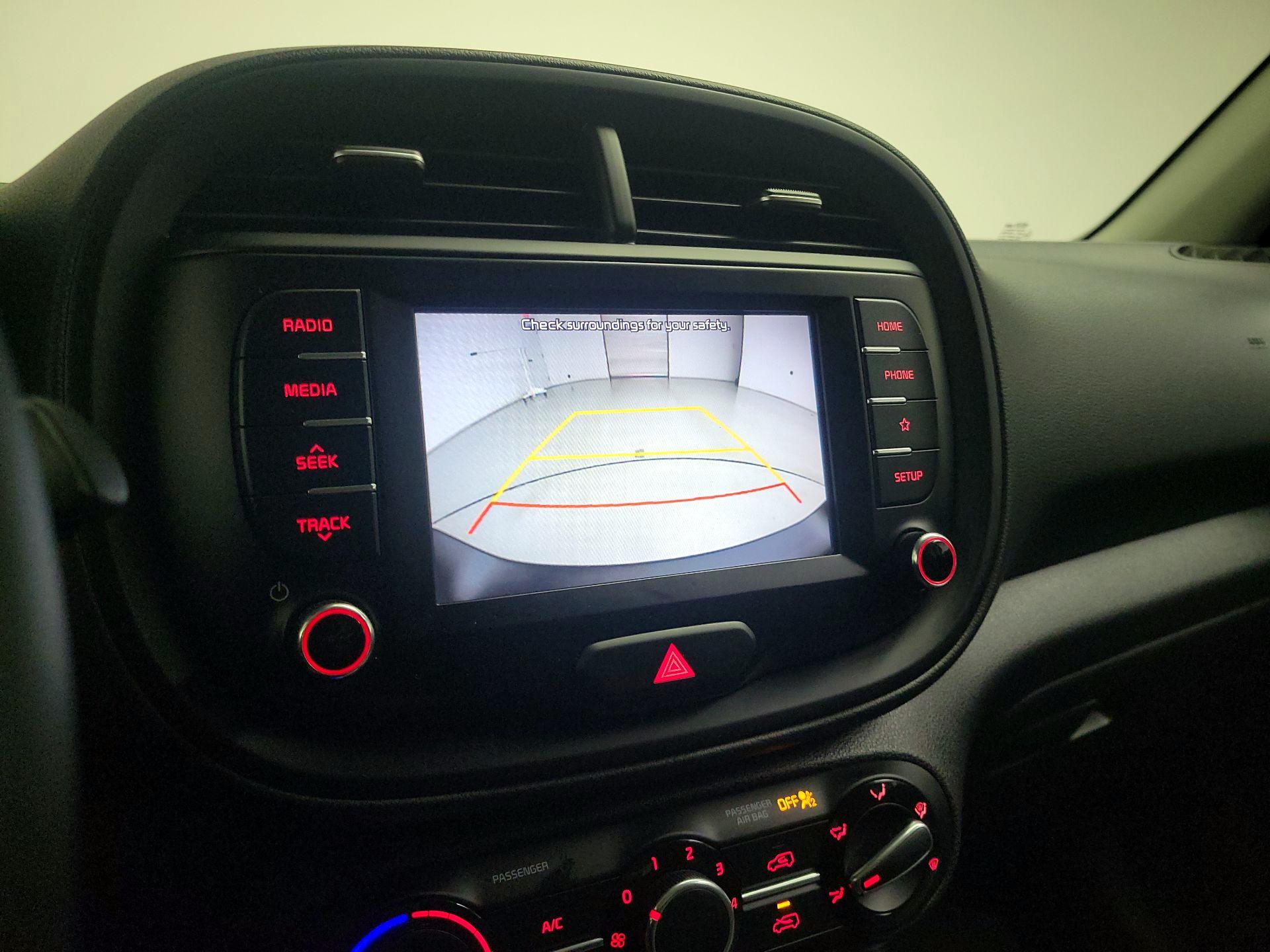 Thumbnail: 2020 Kia Soul - 14