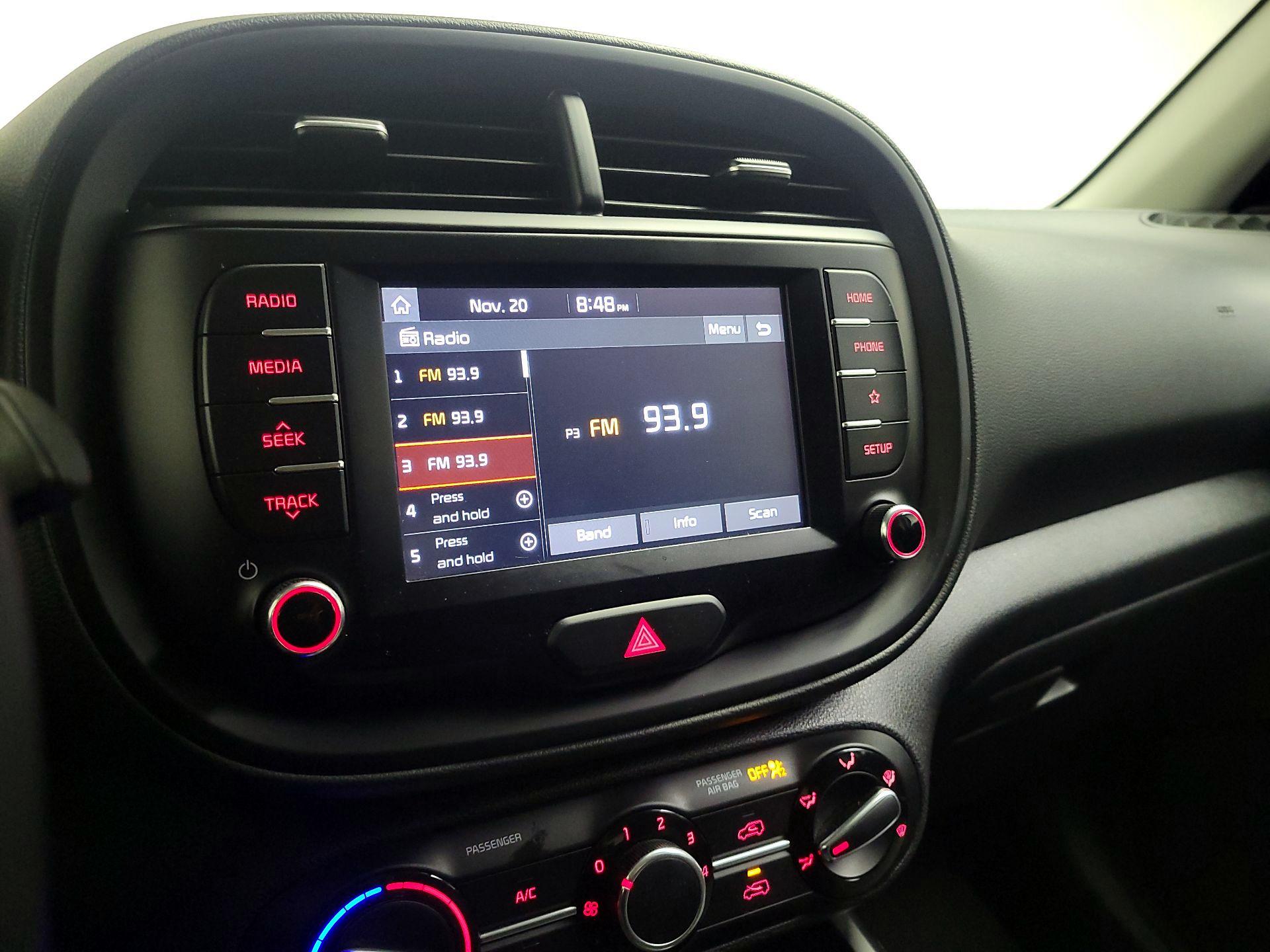 Thumbnail: 2020 Kia Soul - 15