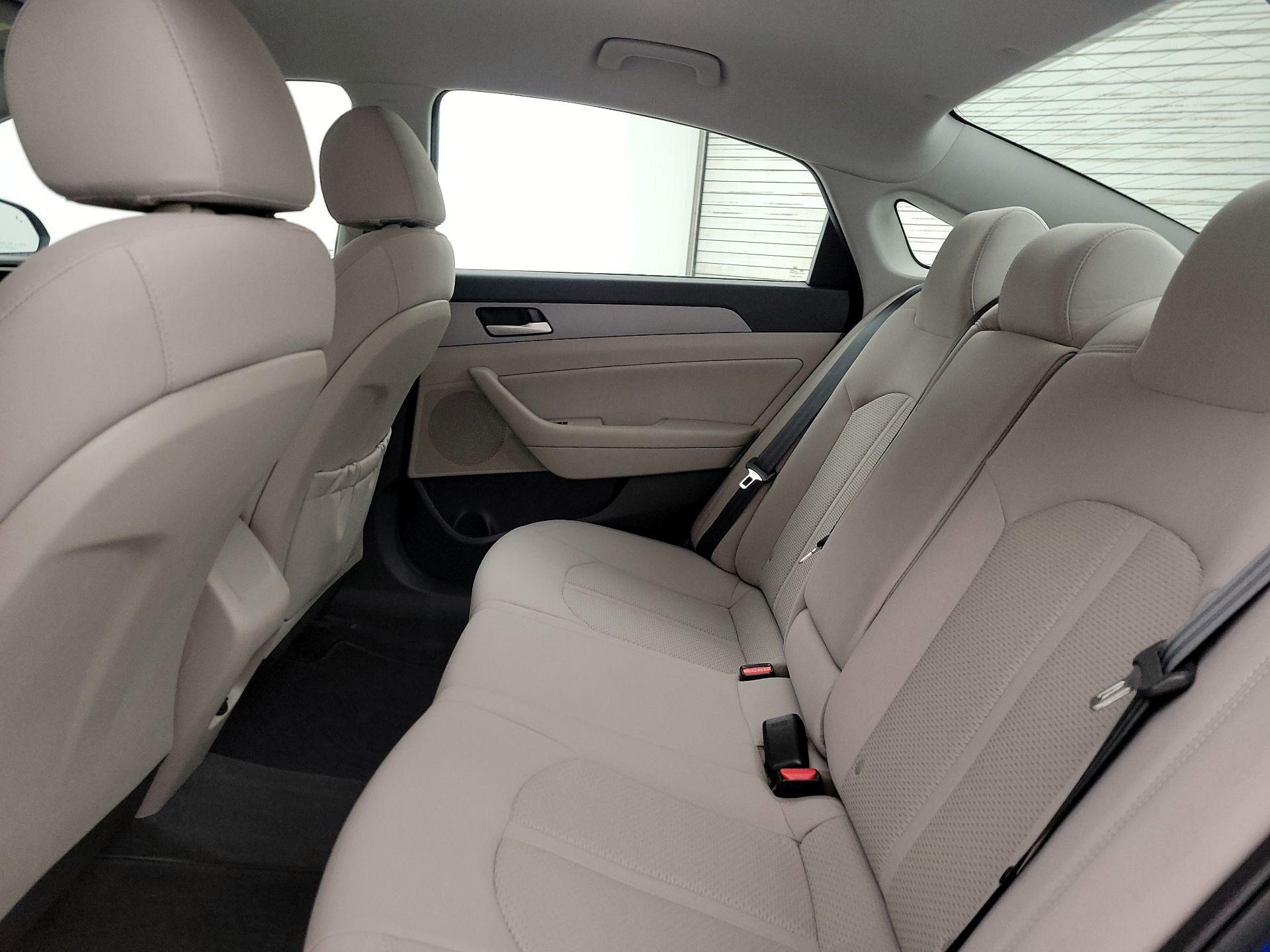 Thumbnail: 2018 Hyundai Sonata - 19