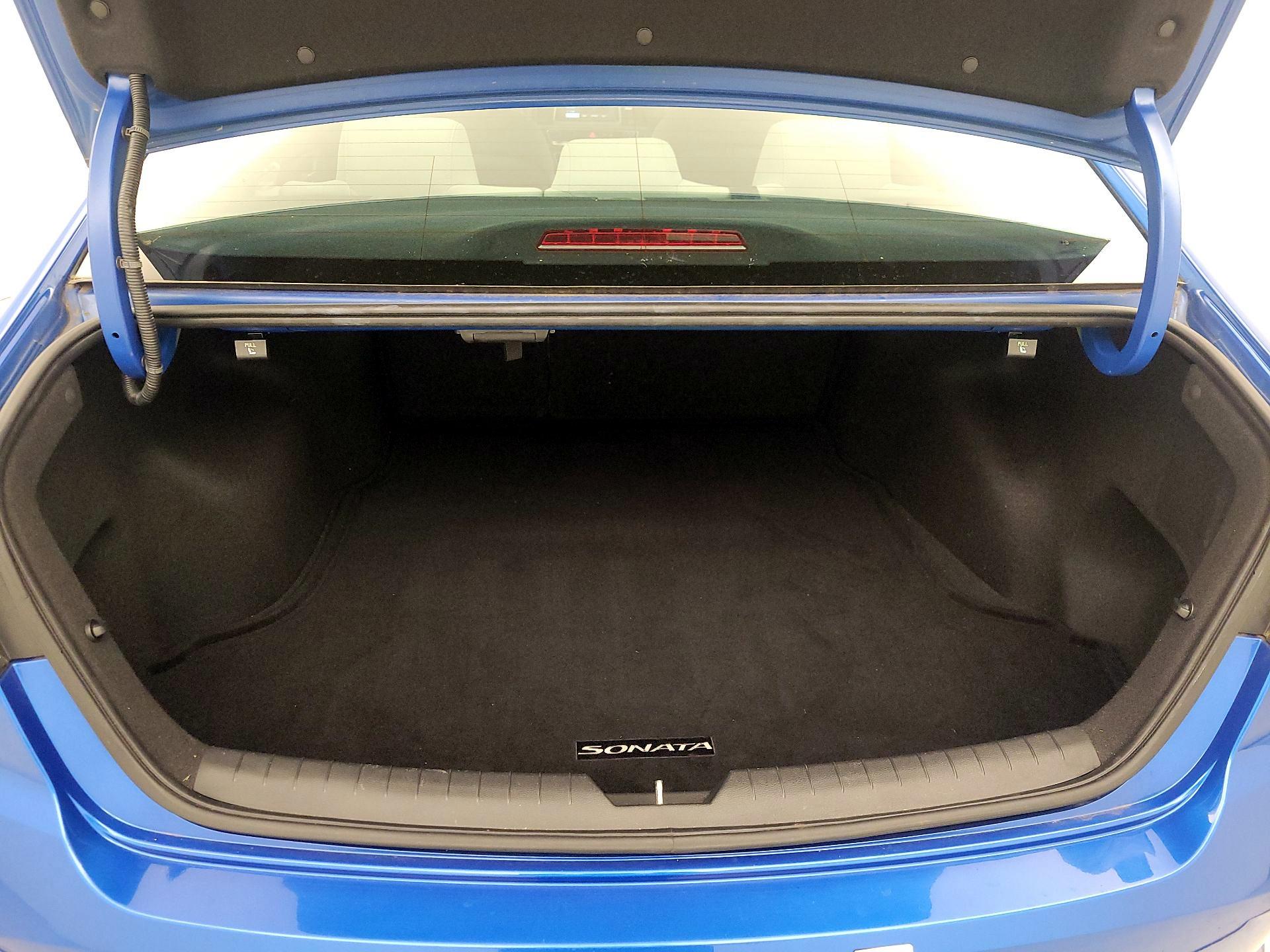 Thumbnail: 2018 Hyundai Sonata - 20