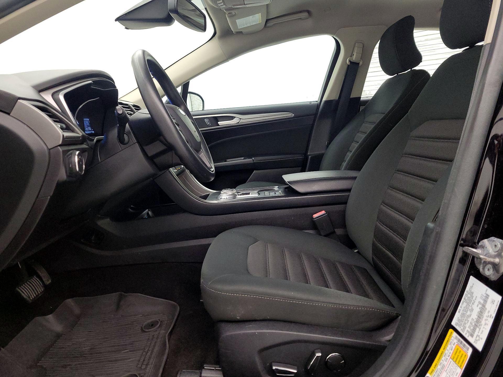 Thumbnail: 2019 Ford Fusion - 11