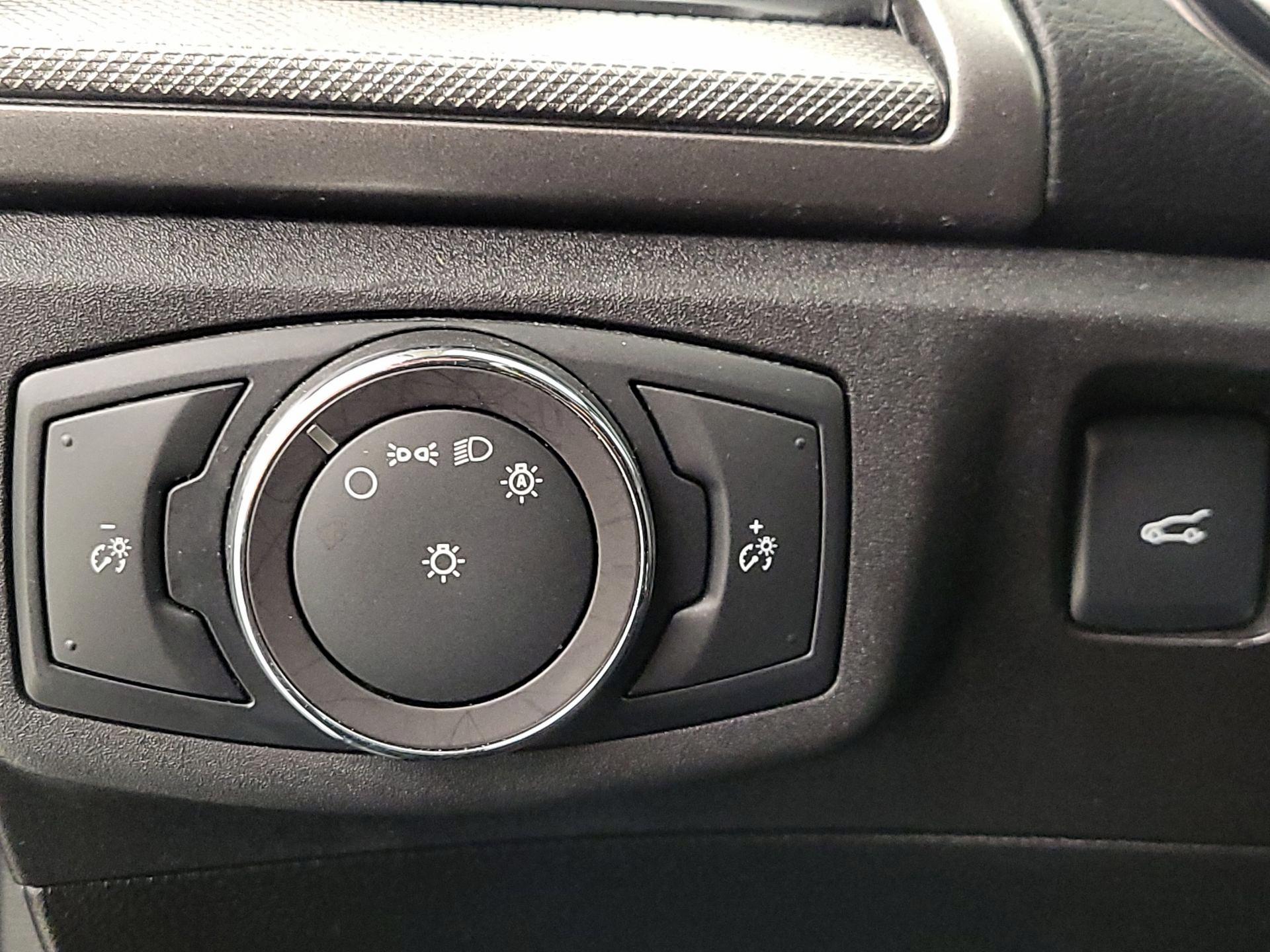 Thumbnail: 2019 Ford Fusion - 13