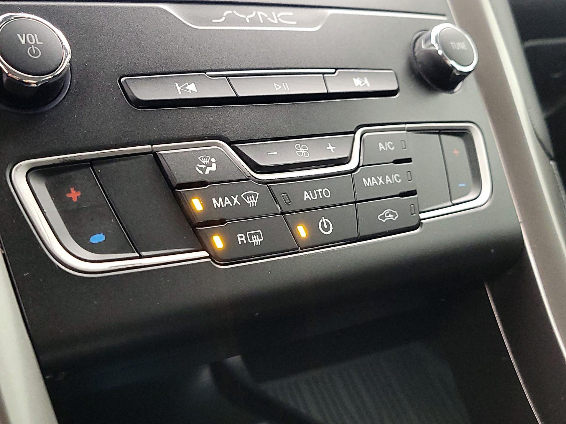 Thumbnail: 2019 Ford Fusion - 17