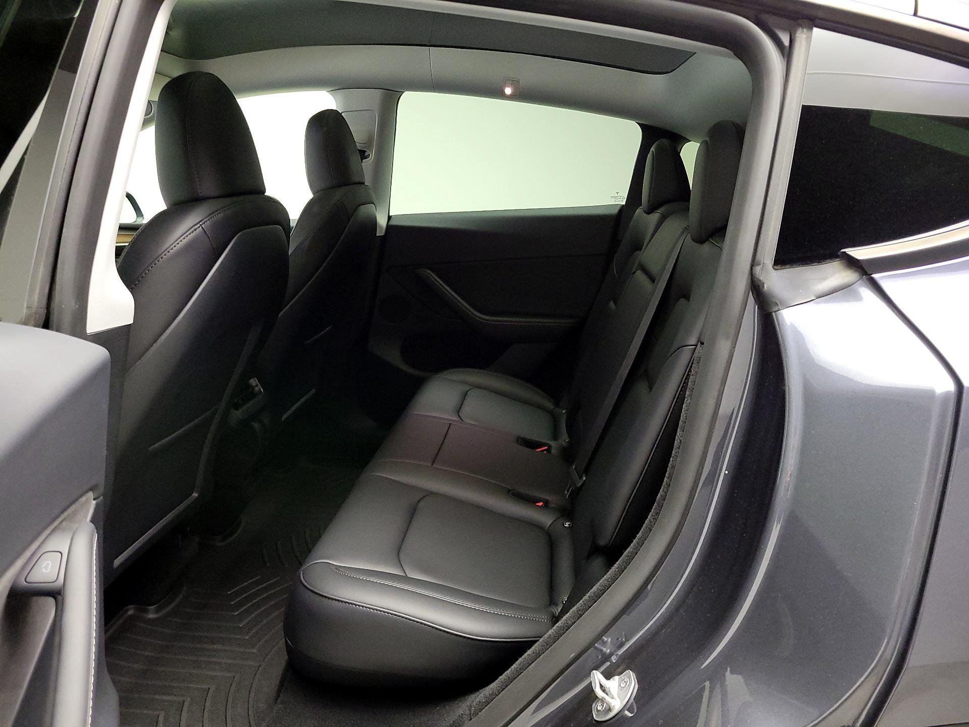 Thumbnail: 2023 Tesla Model Y - 19