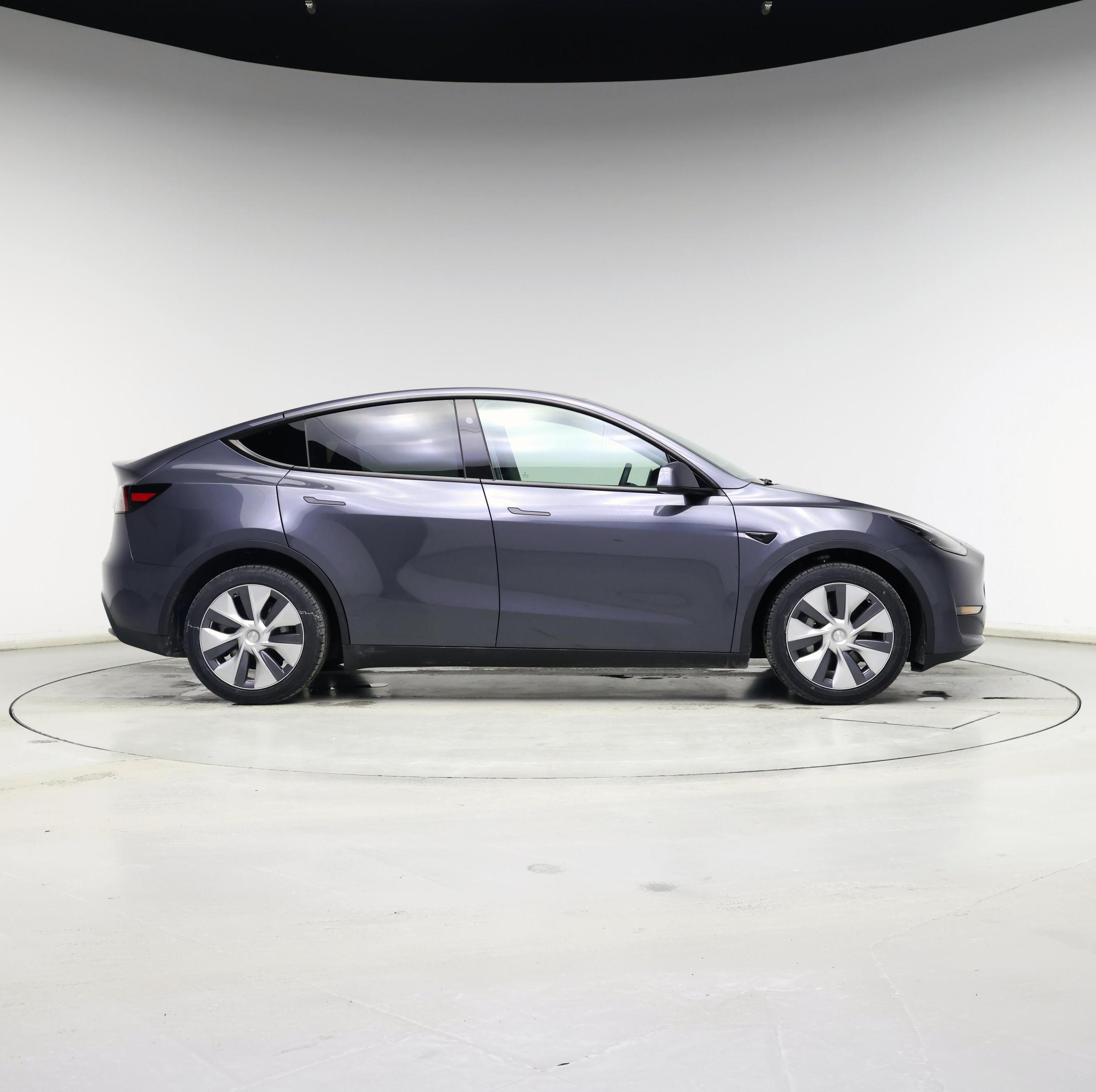 Thumbnail: 2023 Tesla Model Y - 7