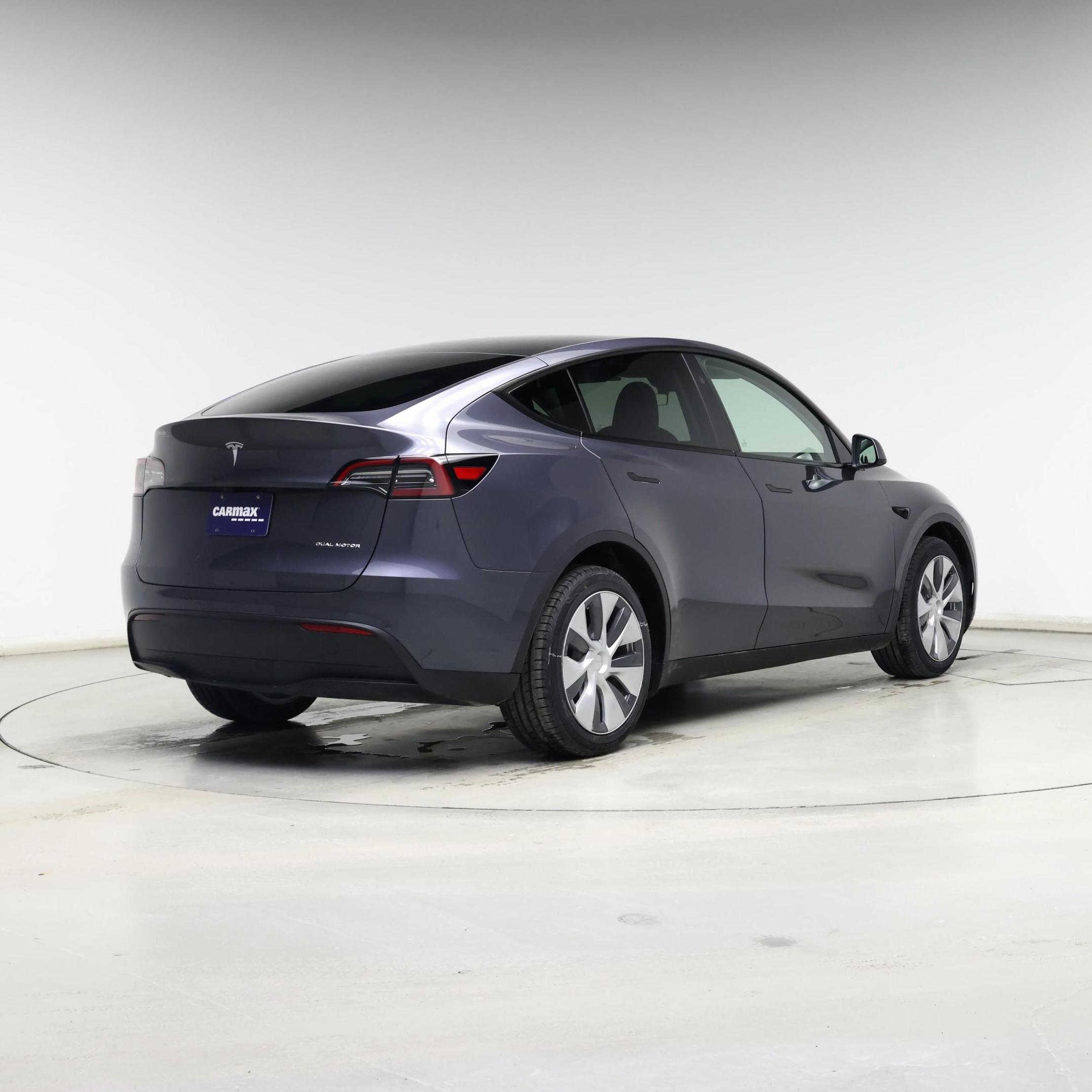 Thumbnail: 2023 Tesla Model Y - 8
