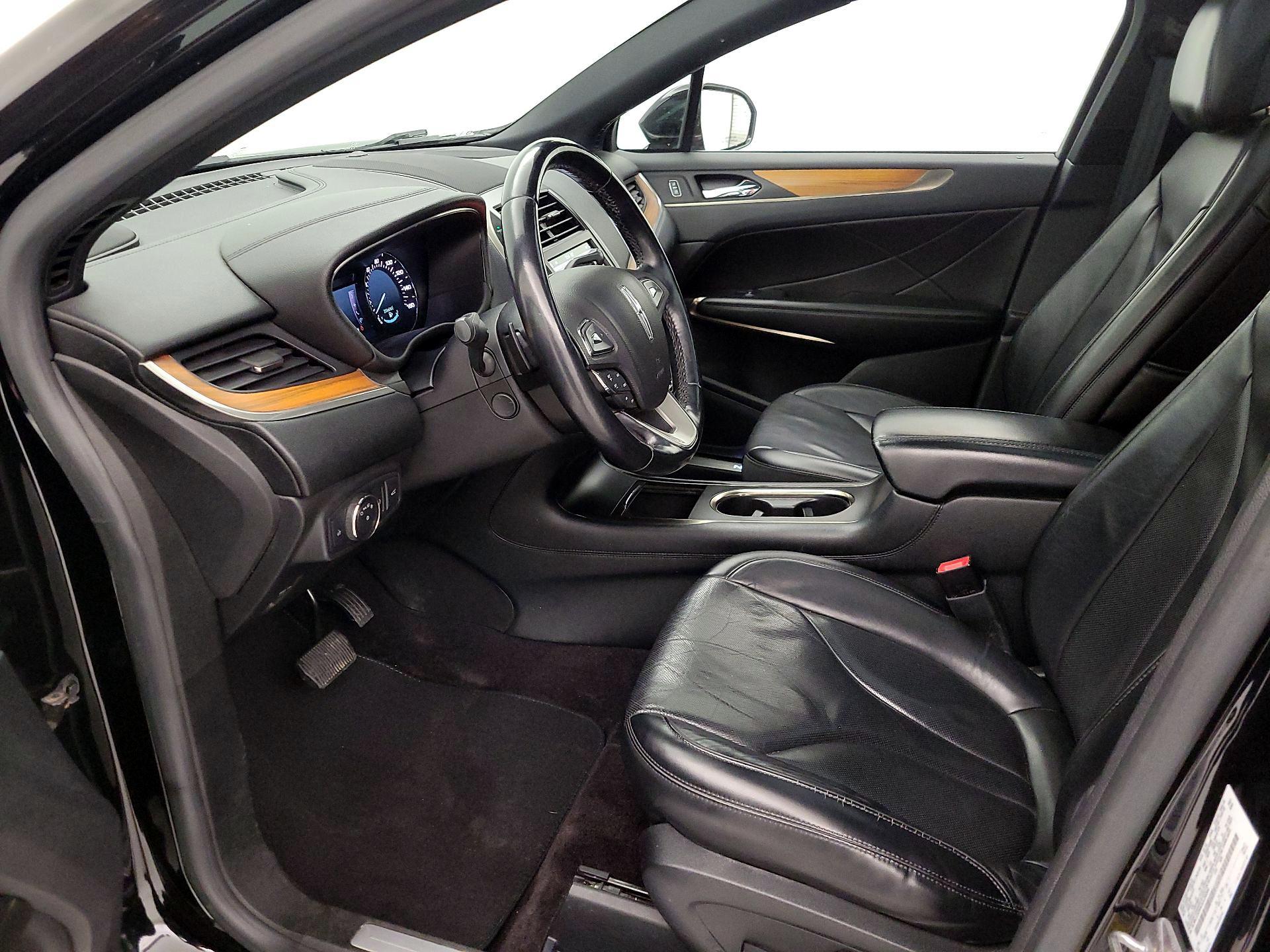 Thumbnail: 2018 Lincoln MKC - 11