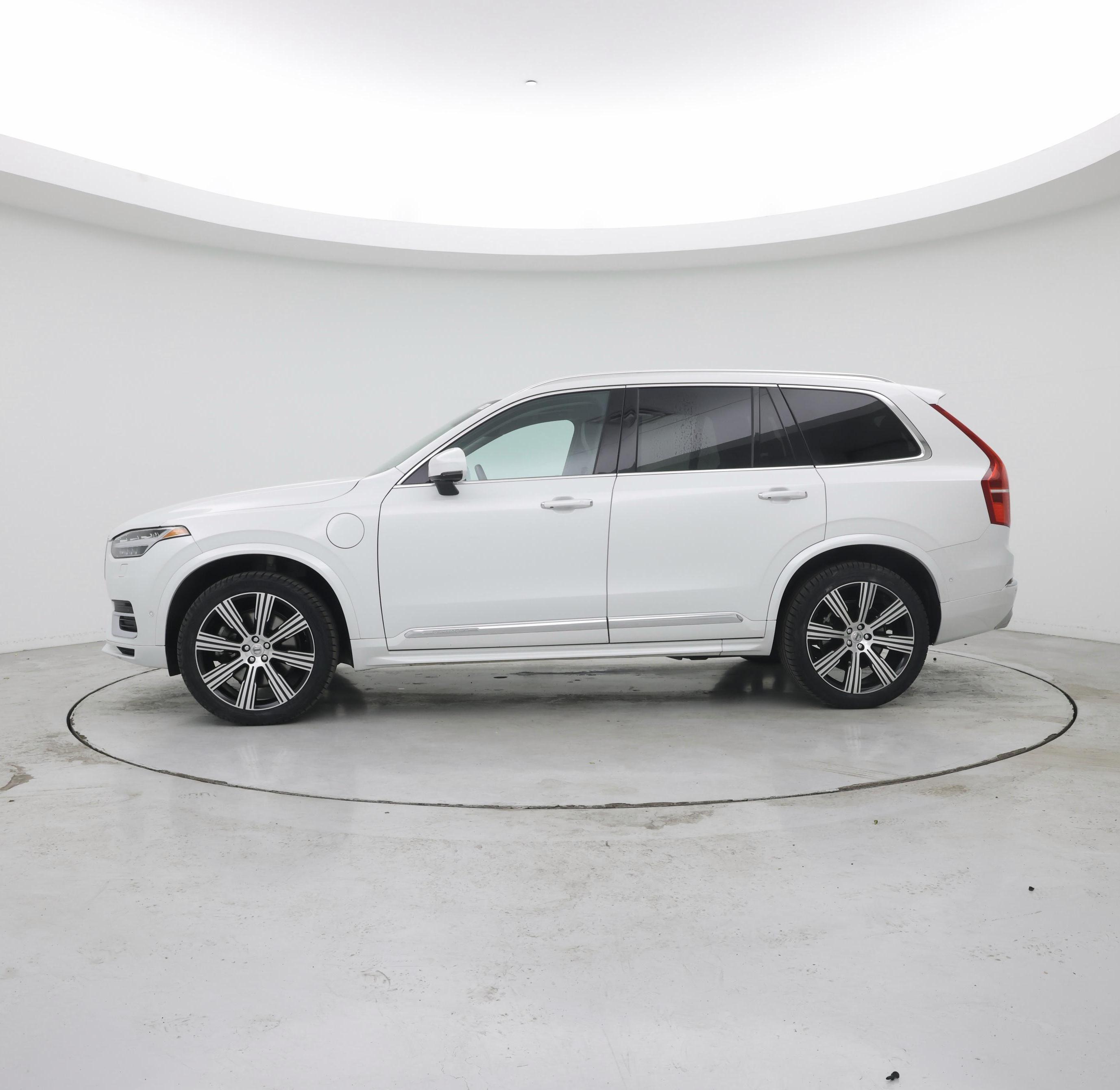 Thumbnail: 2021 Volvo XC90 - 3