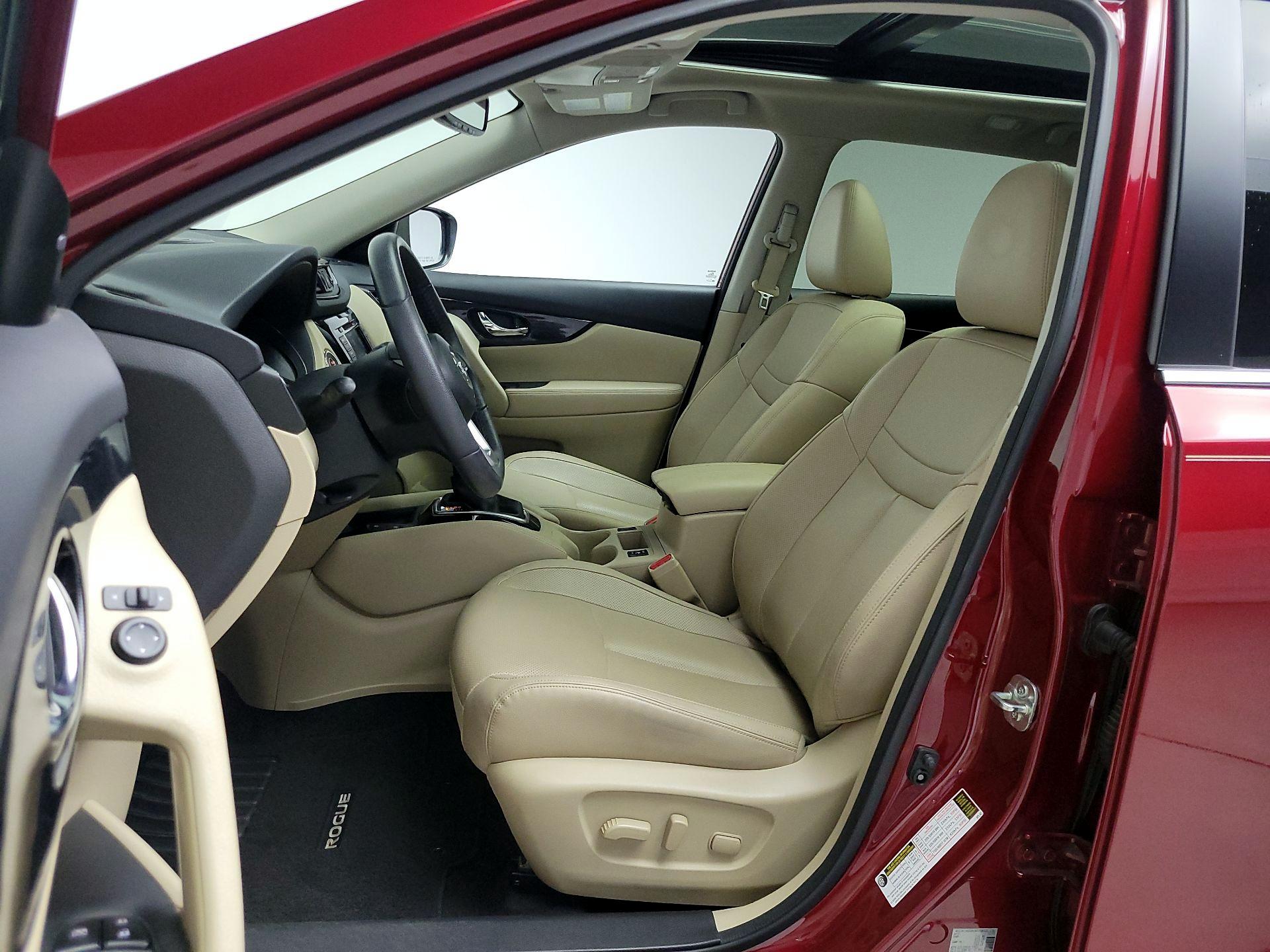 Thumbnail: 2020 Nissan Rogue - 11