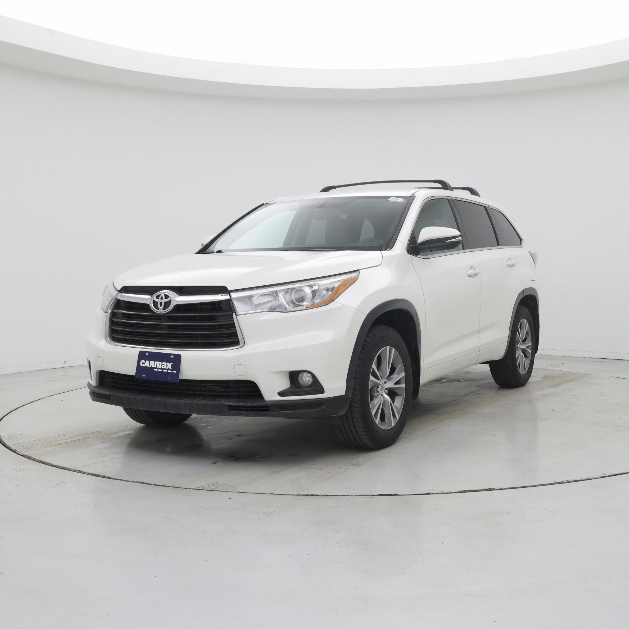 Thumbnail: 2015 Toyota Highlander - 4