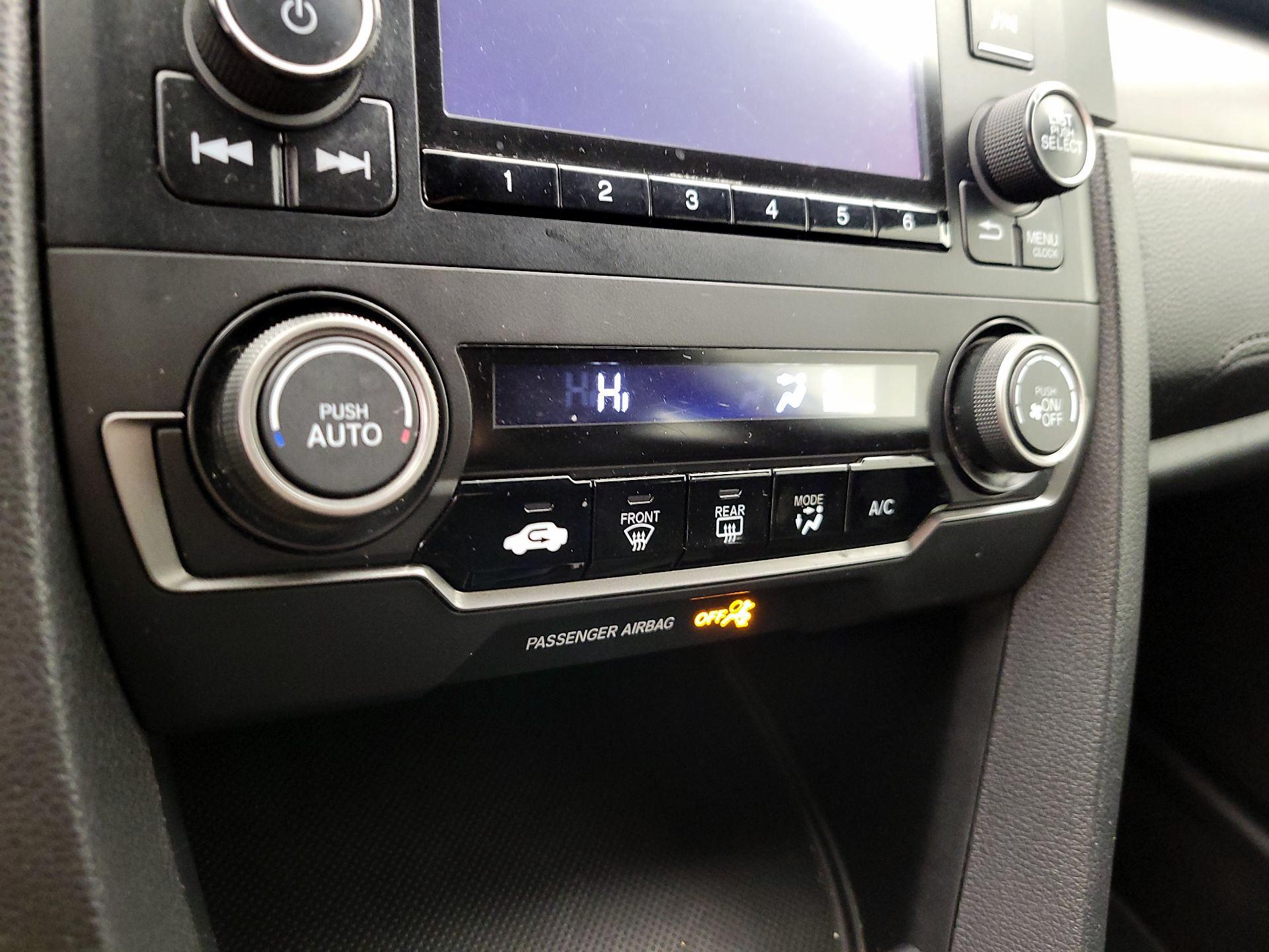 Thumbnail: 2018 Honda Civic - 16