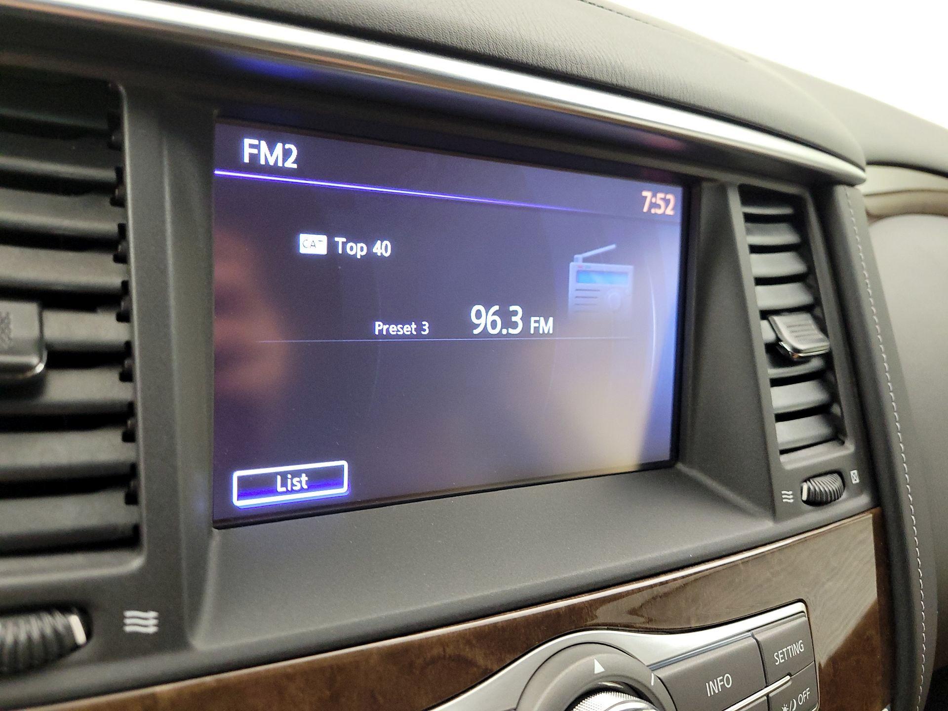 Thumbnail: 2017 INFINITI QX80 - 16