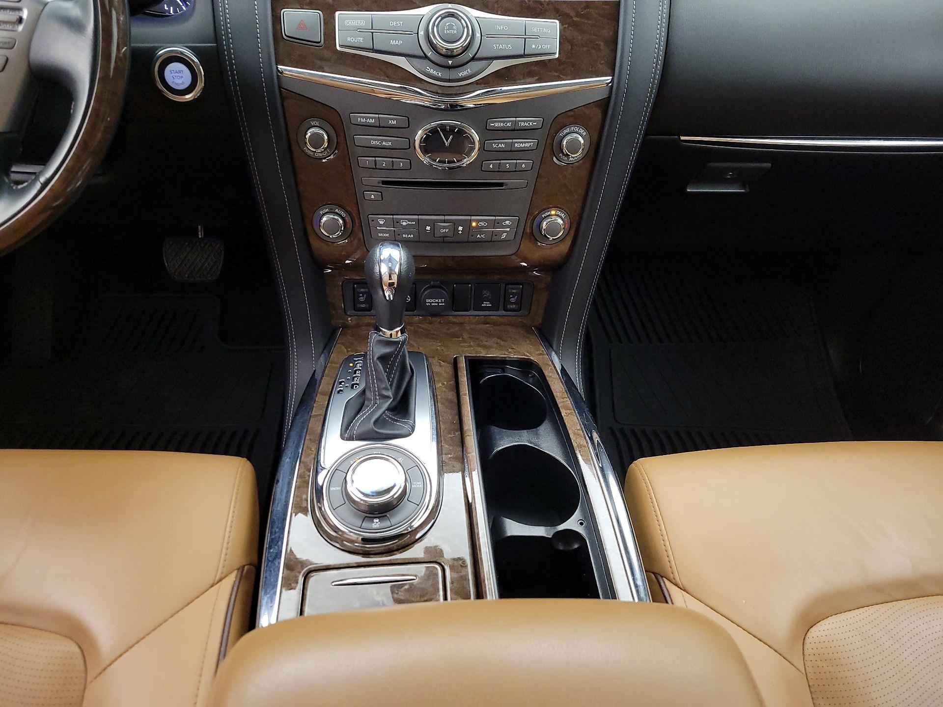 Thumbnail: 2017 INFINITI QX80 - 18