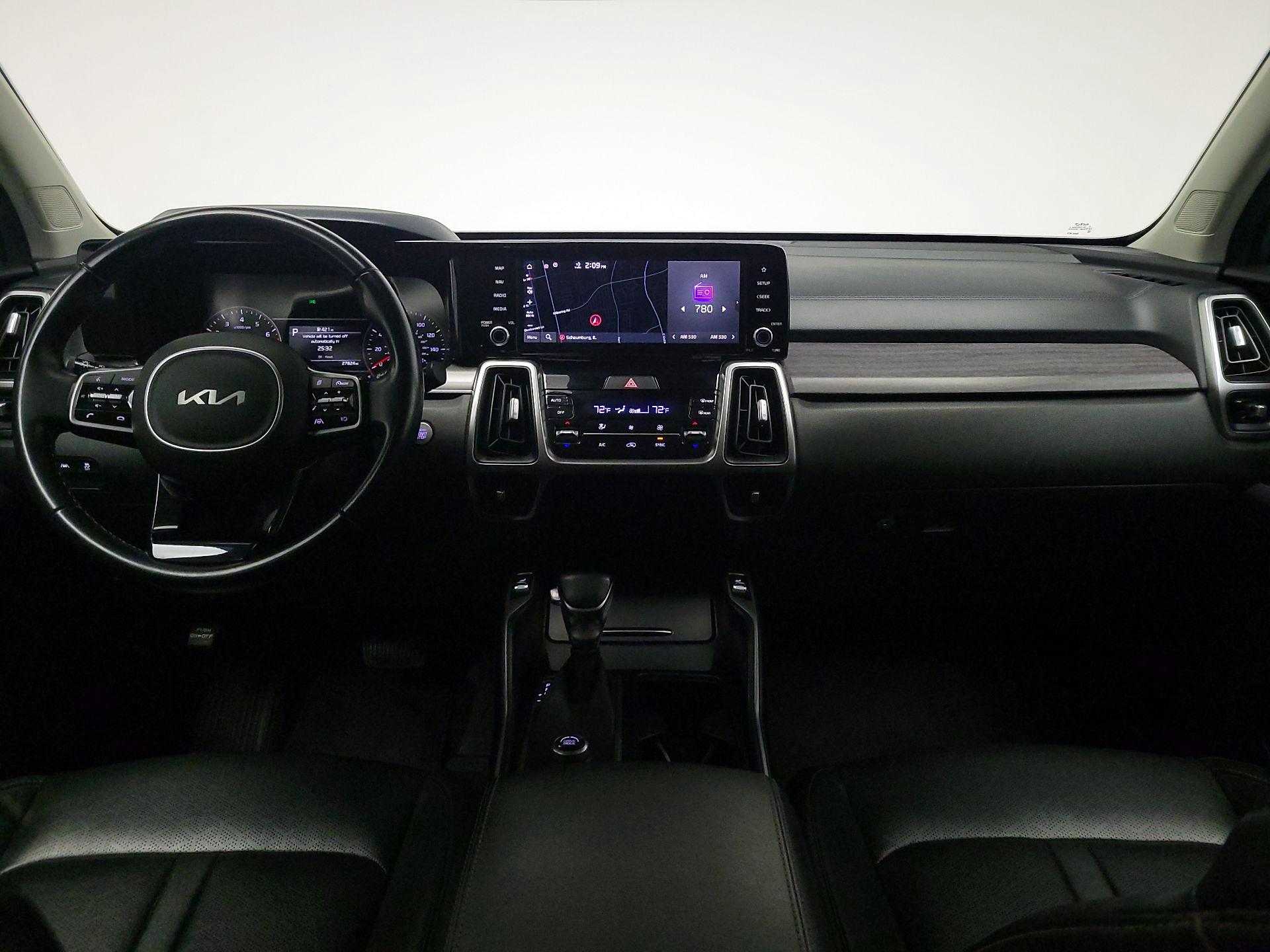 Thumbnail: 2022 Kia Sorento - 9