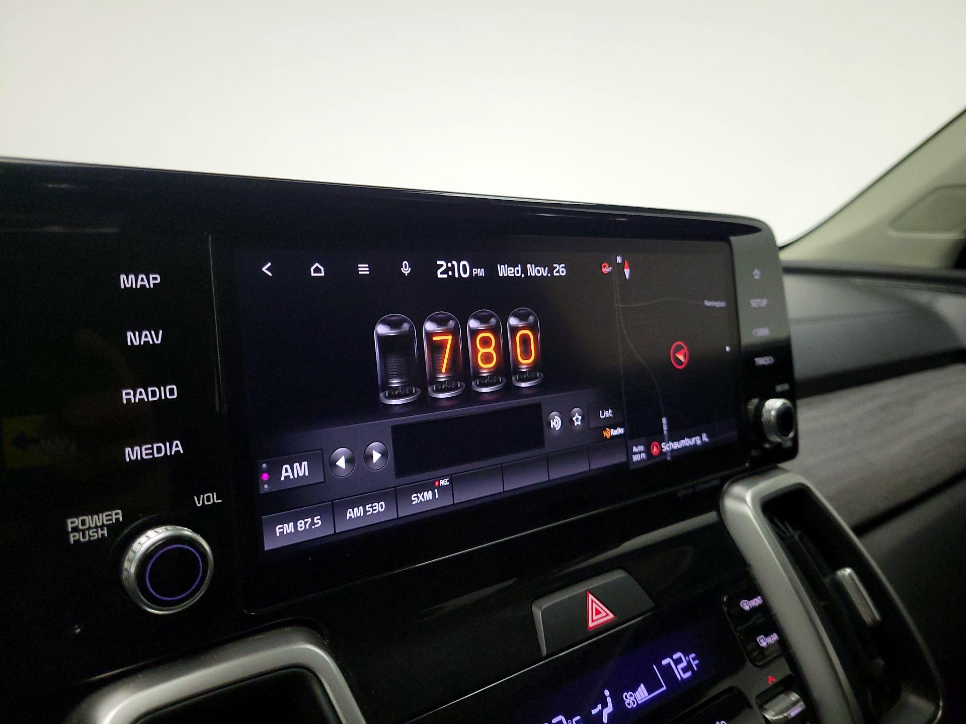 Thumbnail: 2022 Kia Sorento - 16