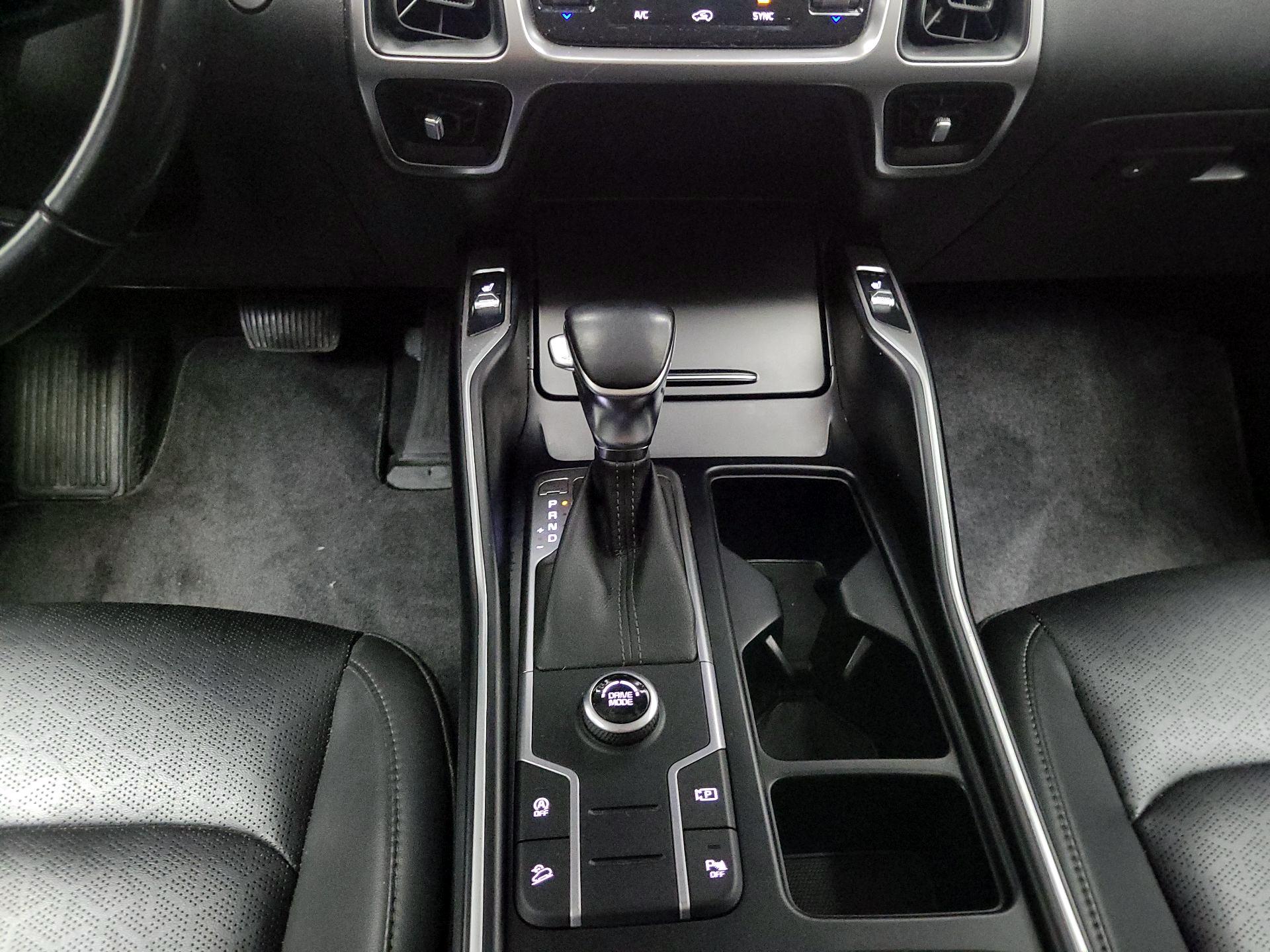 Thumbnail: 2022 Kia Sorento - 18