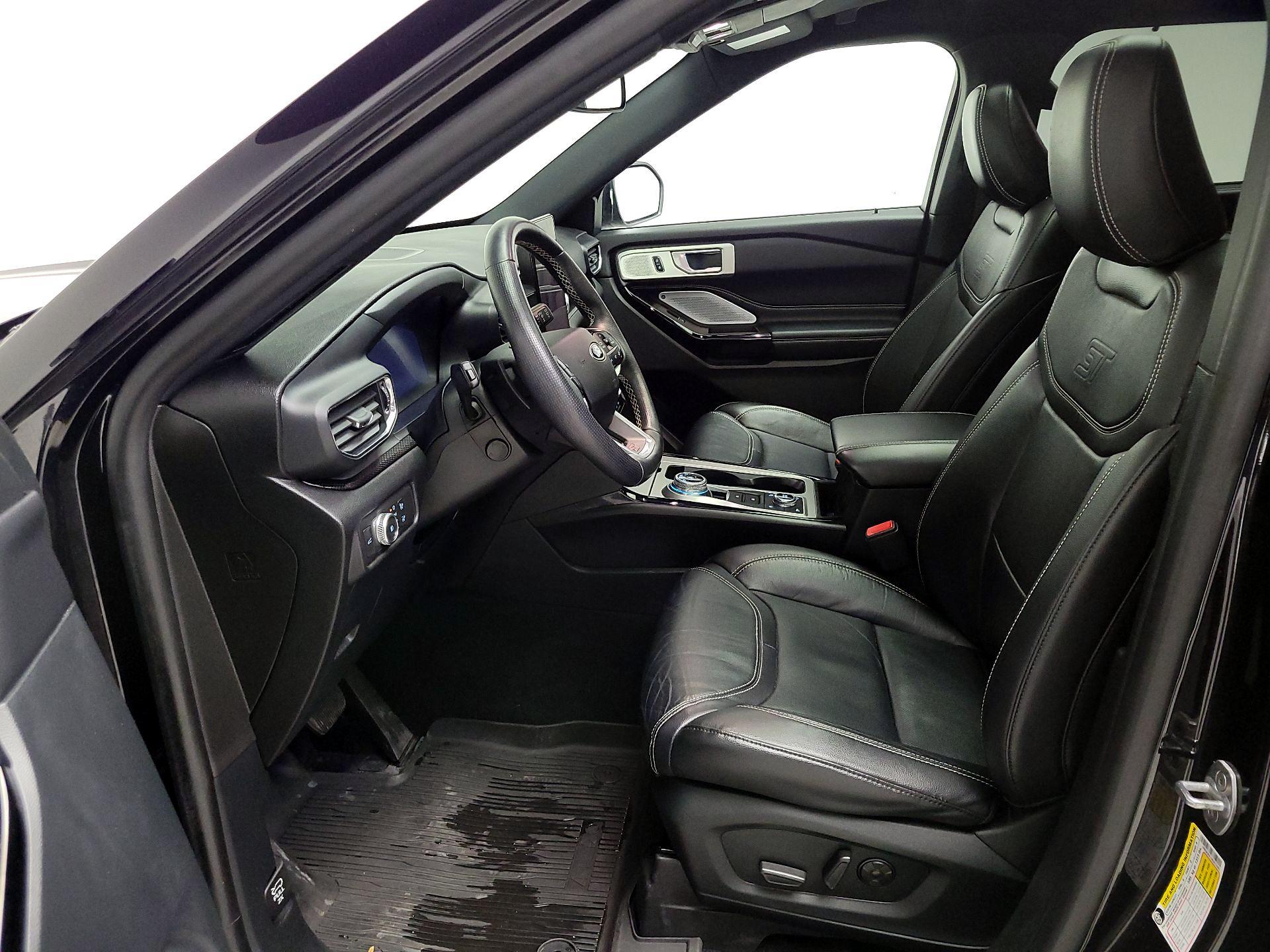 Thumbnail: 2021 Ford Explorer - 11