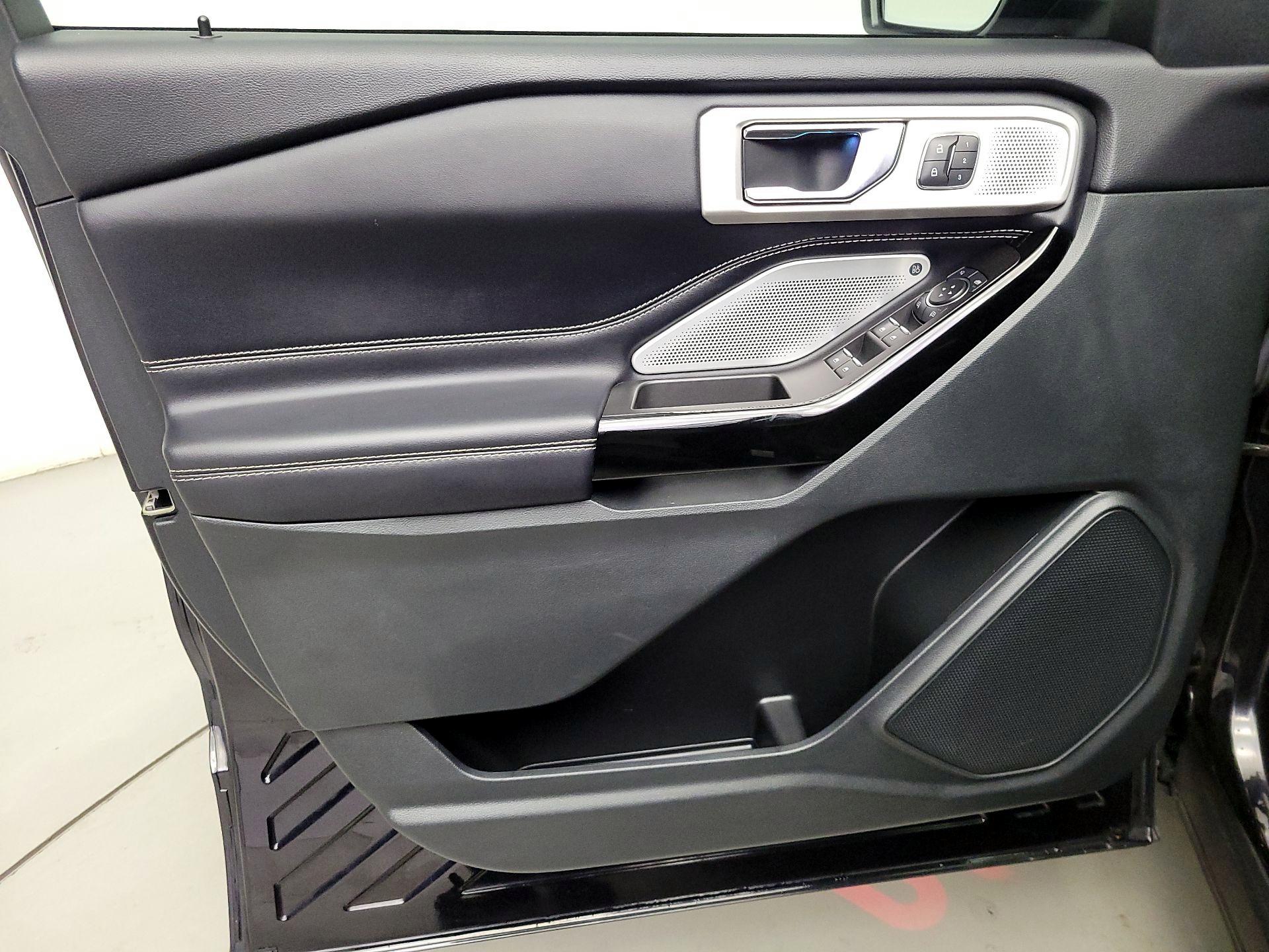 Thumbnail: 2021 Ford Explorer - 12