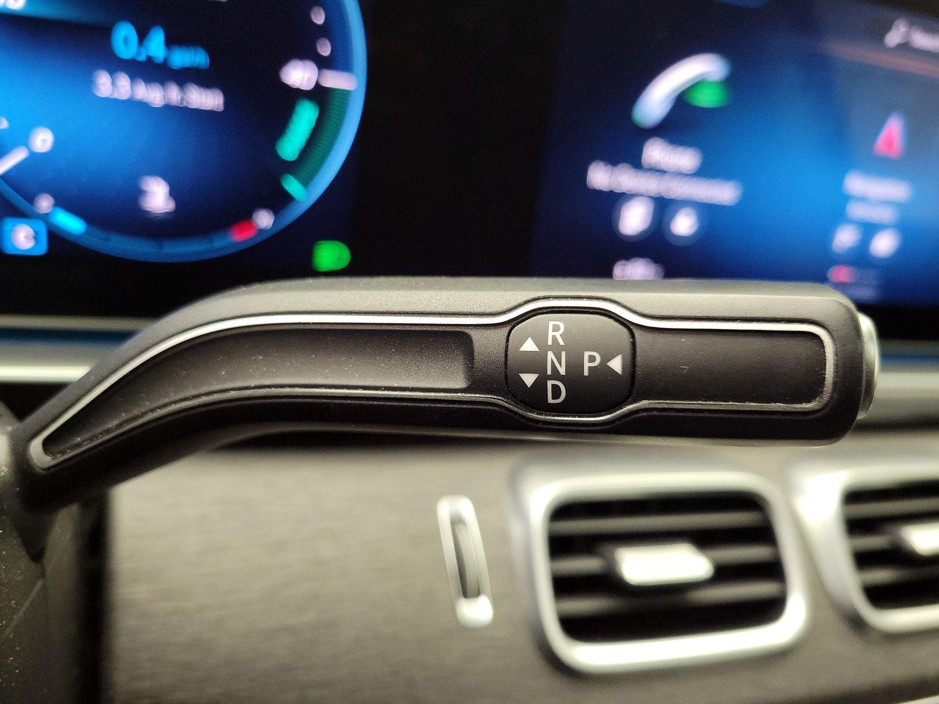 Thumbnail: 2020 Mercedes-Benz GLE - 16