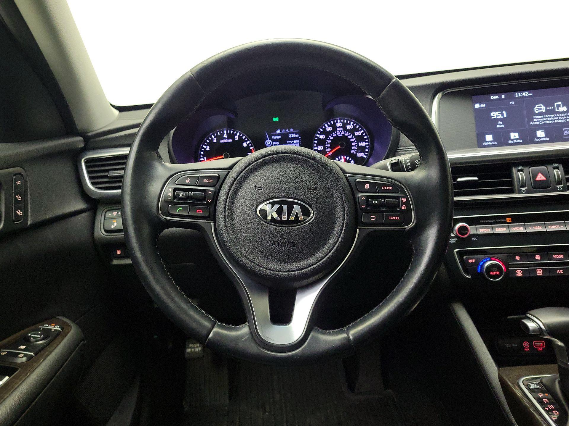 Thumbnail: 2018 Kia Optima - 10