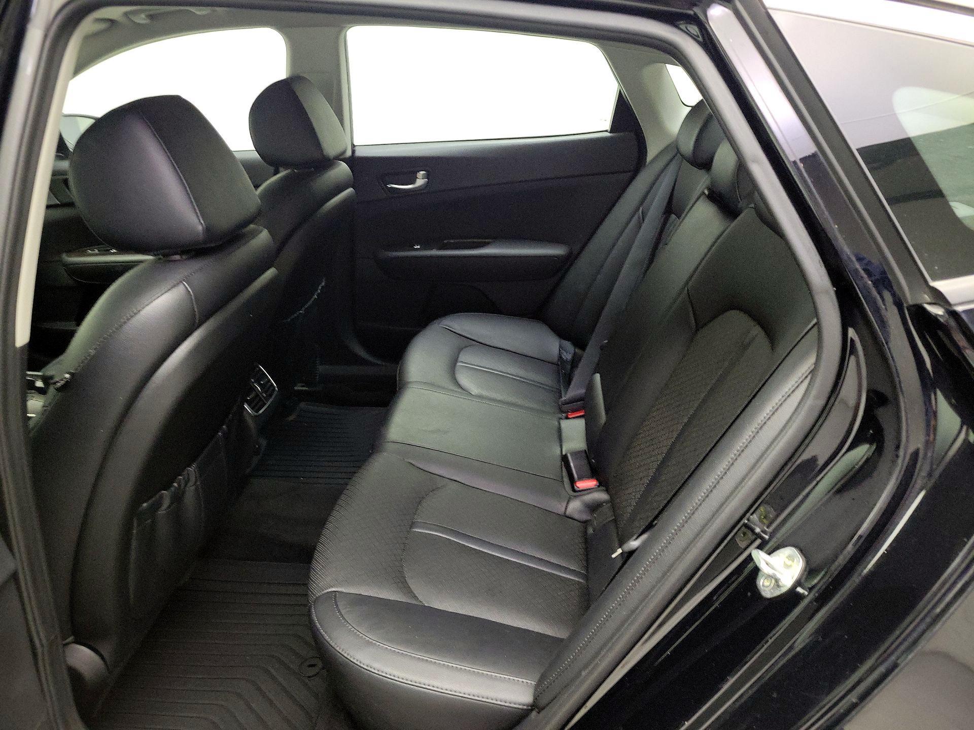 Thumbnail: 2018 Kia Optima - 19