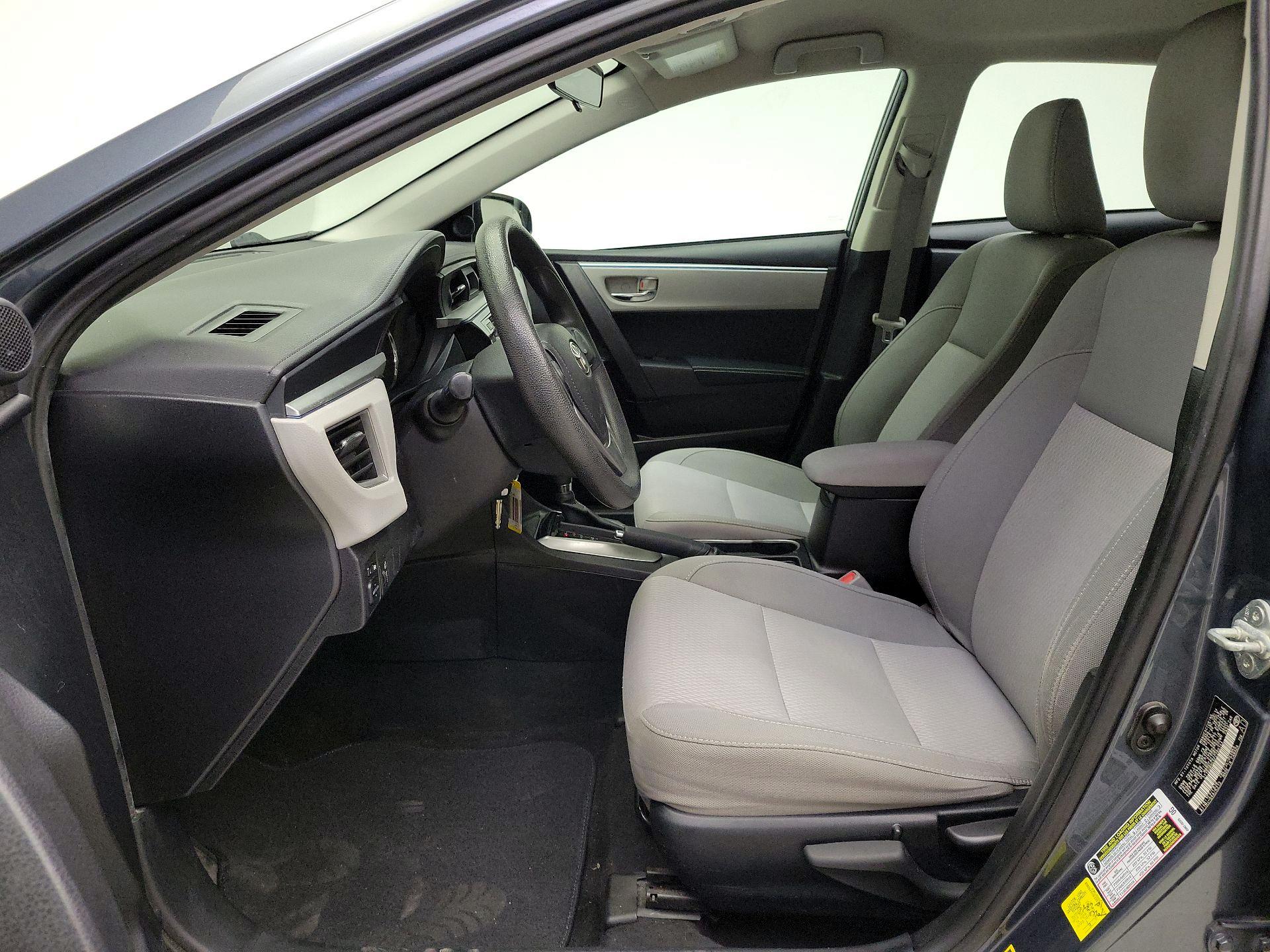 Thumbnail: 2015 Toyota Corolla - 11