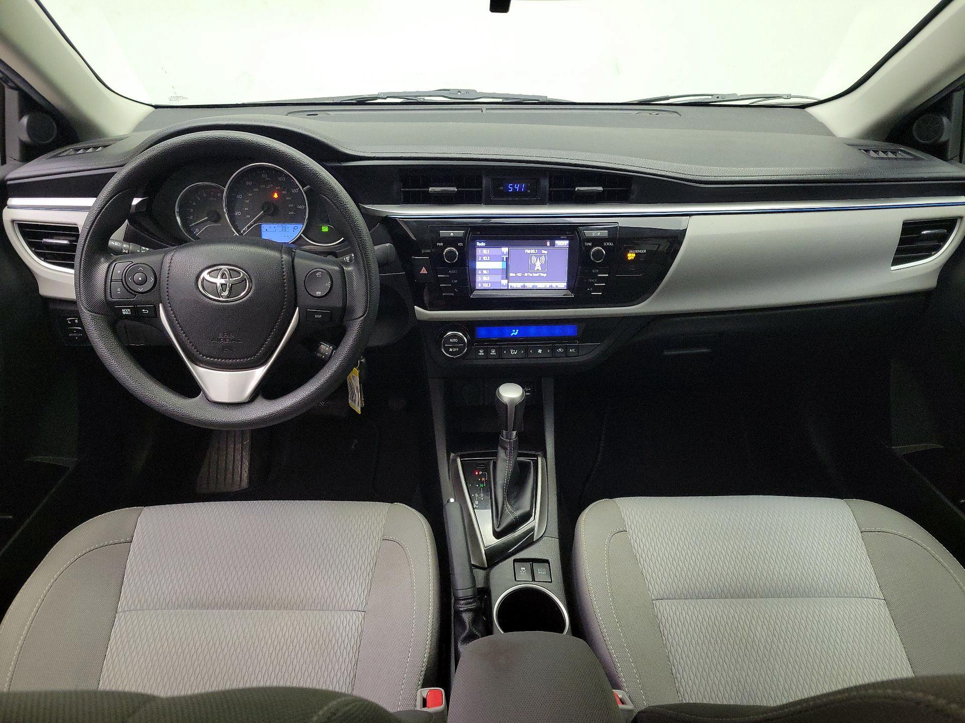 Thumbnail: 2016 Toyota Corolla - 9