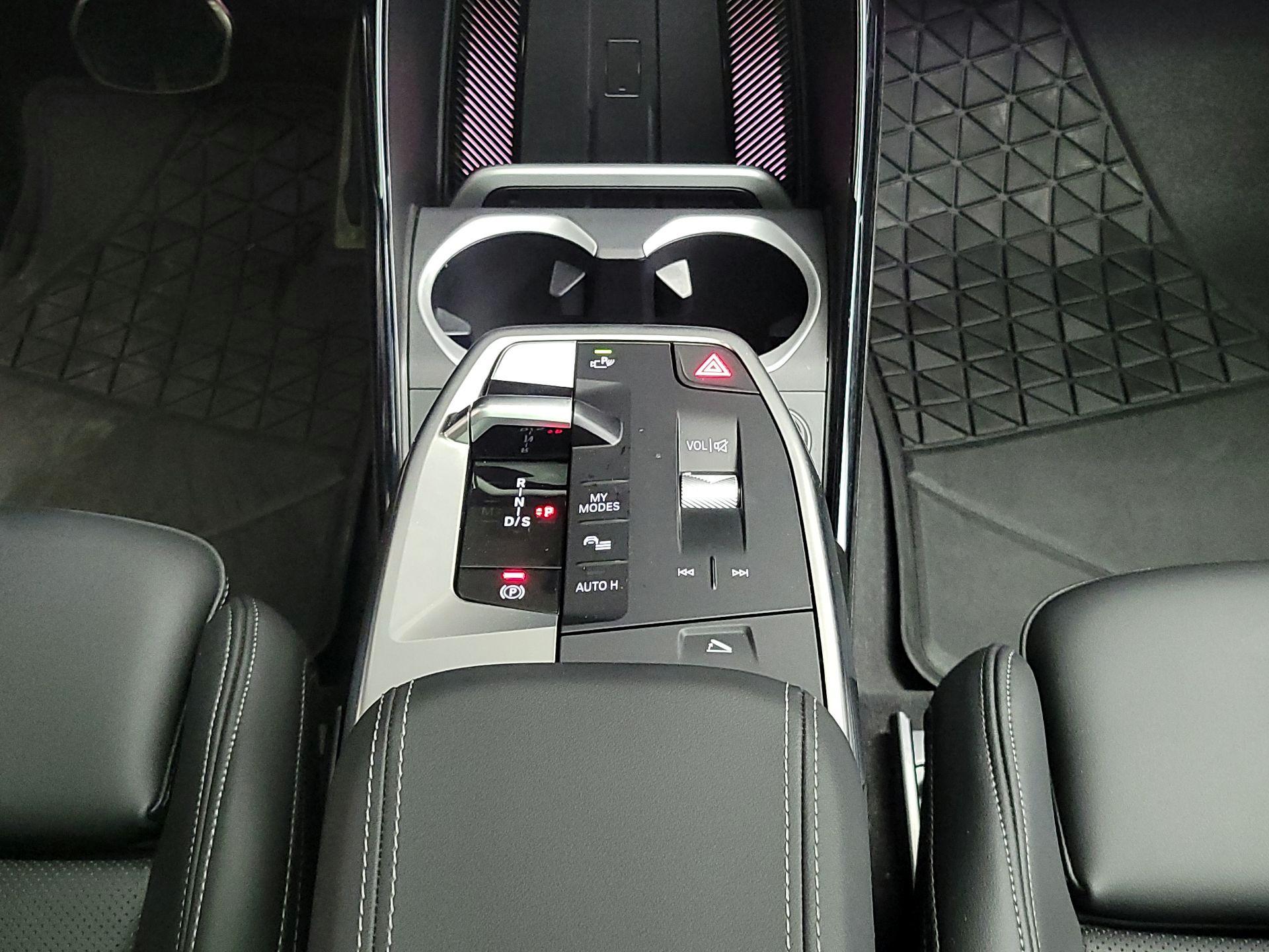 Thumbnail: 2025 BMW X1 - 17