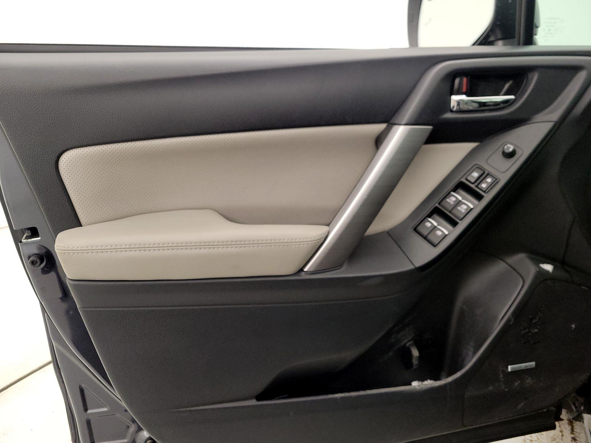 Thumbnail: 2017 Subaru Forester - 12