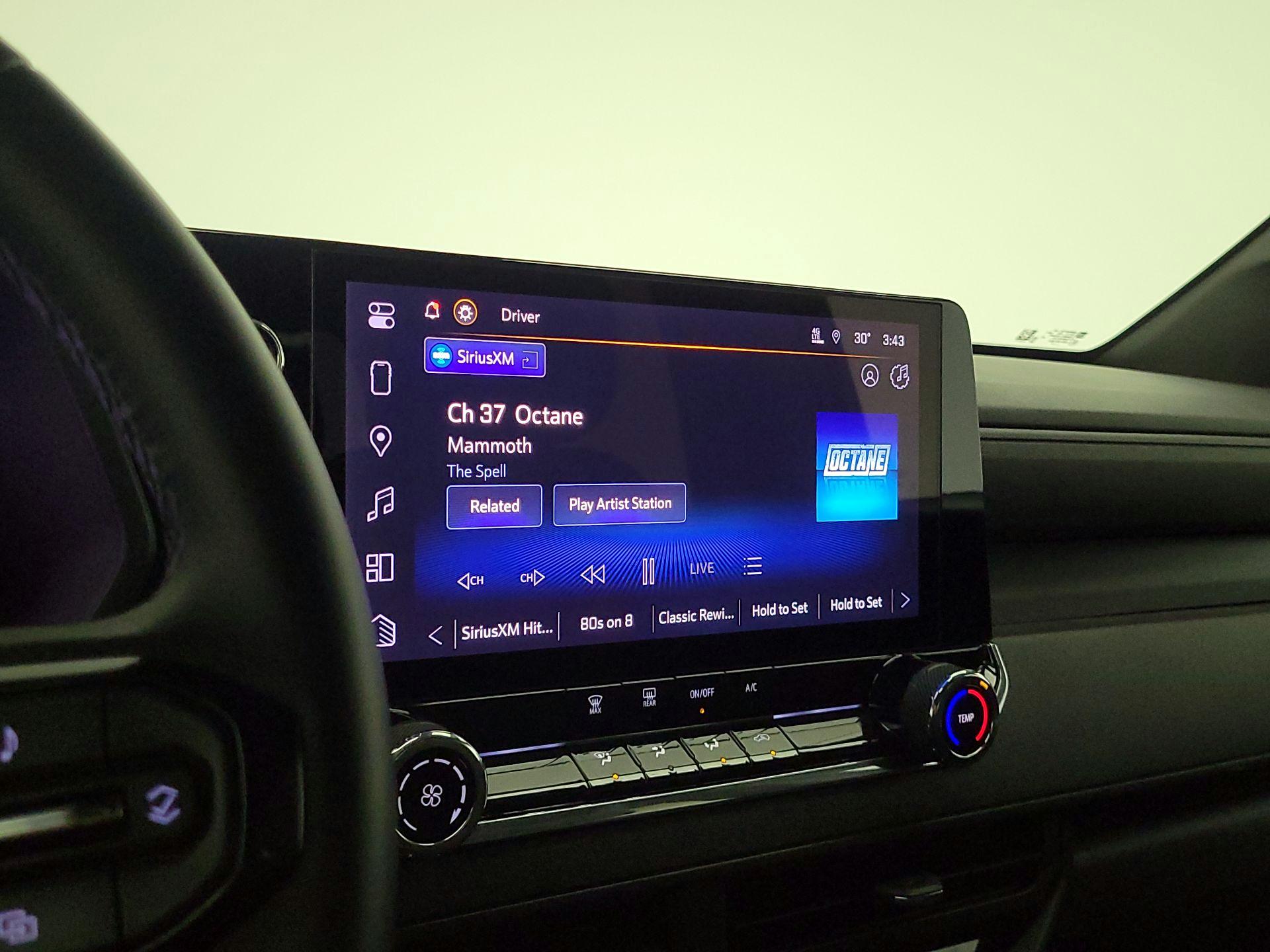 Thumbnail: 2025 Chevrolet Colorado - 15