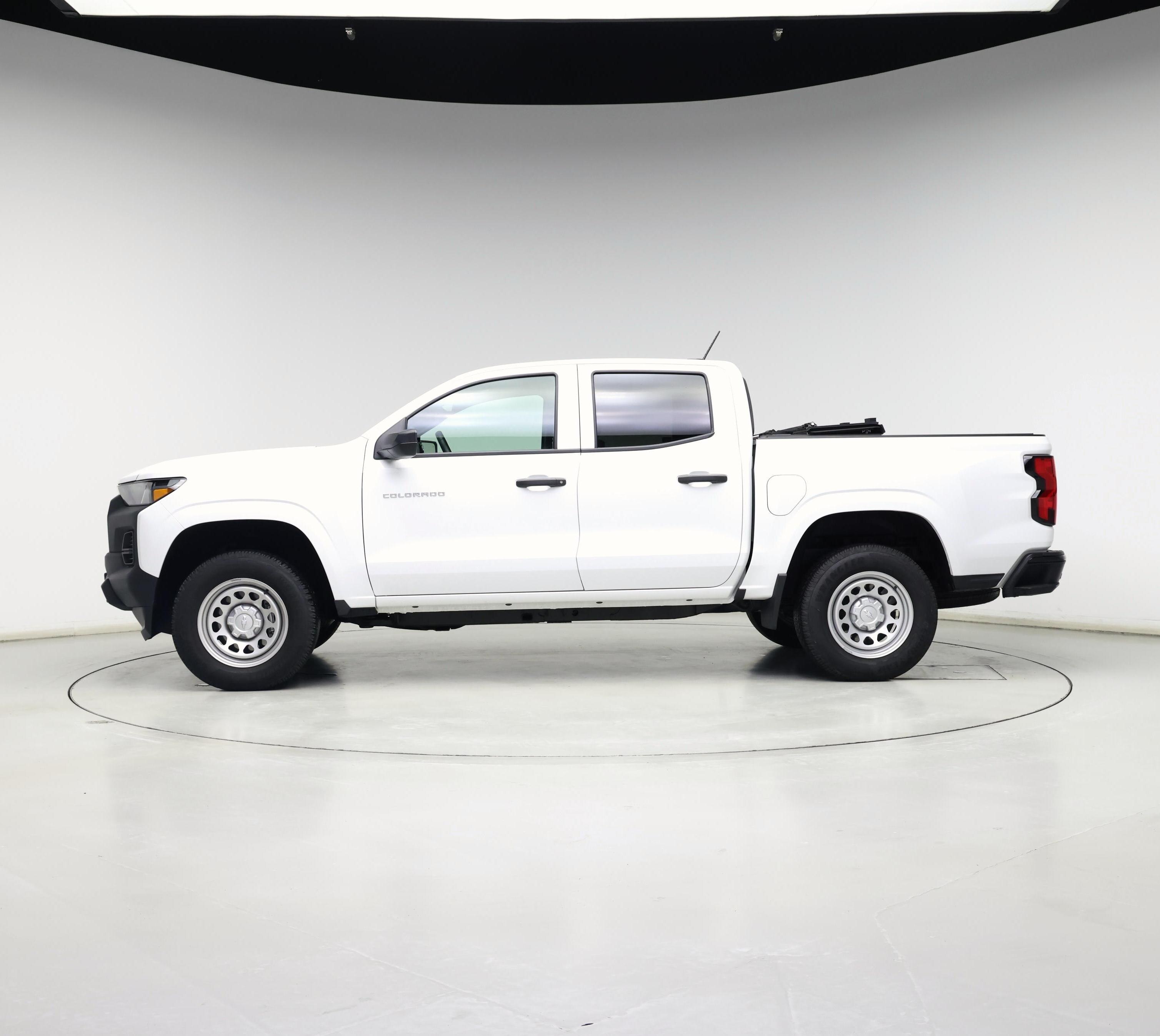 Thumbnail: 2025 Chevrolet Colorado - 3