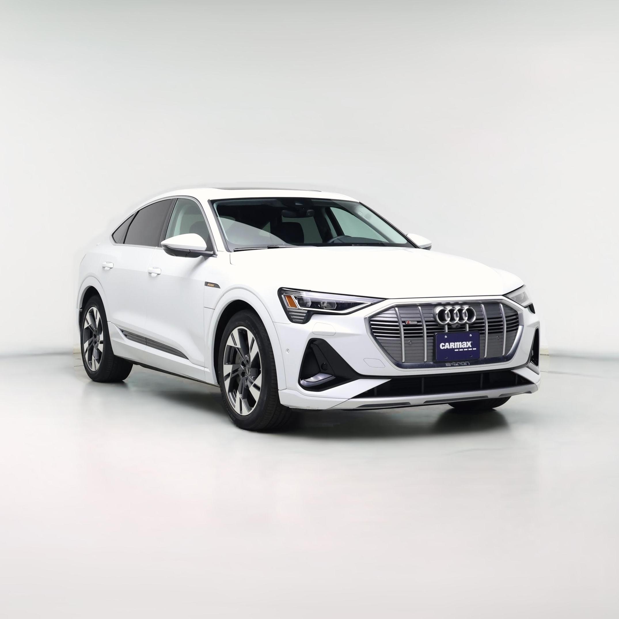 Thumbnail: 2022 Audi e-tron S - 1