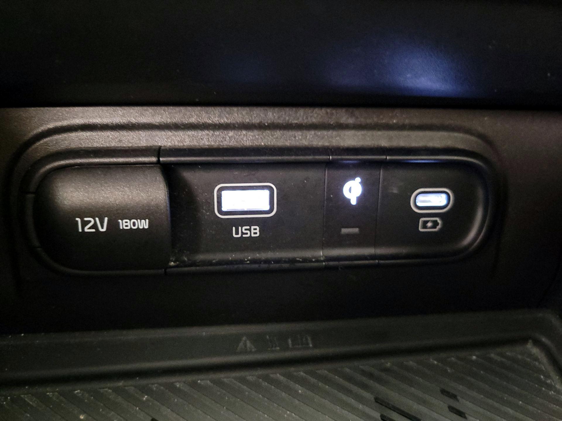 Thumbnail: 2023 Kia Sportage - 19