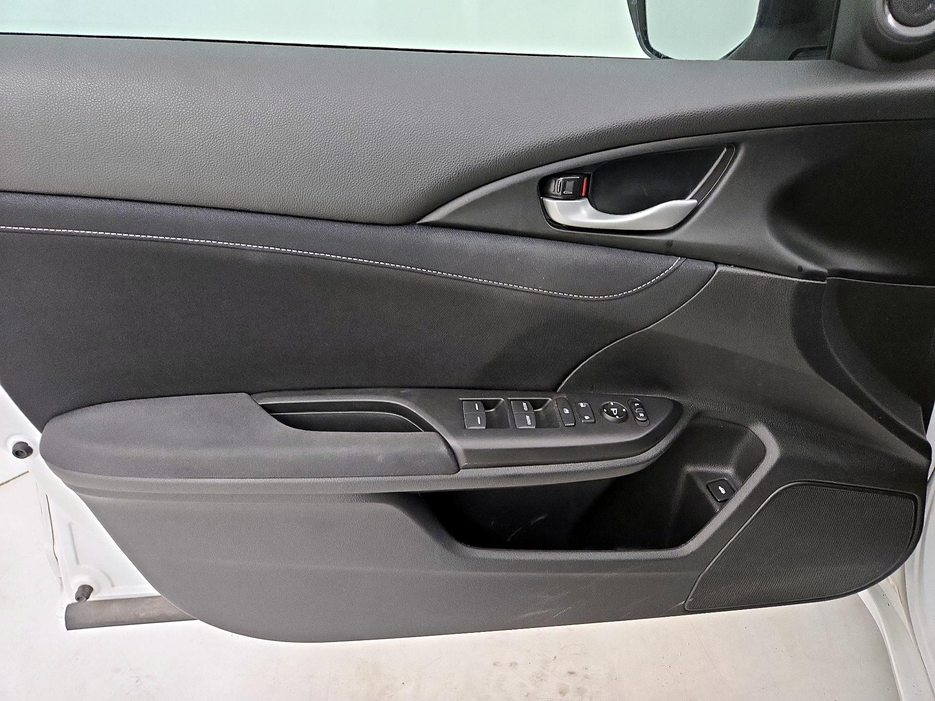 Thumbnail: 2022 Honda Insight - 12