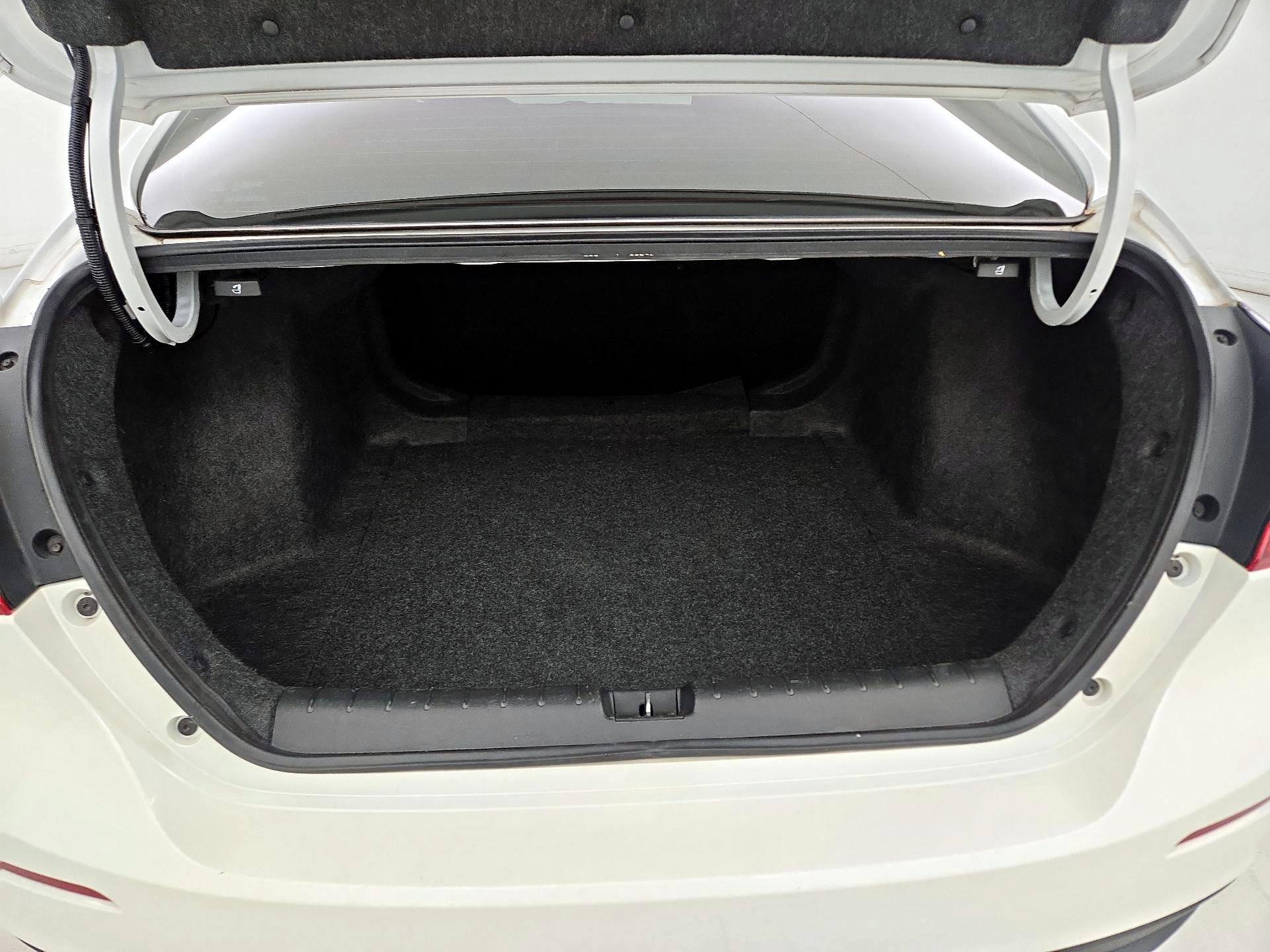 Thumbnail: 2022 Honda Insight - 20