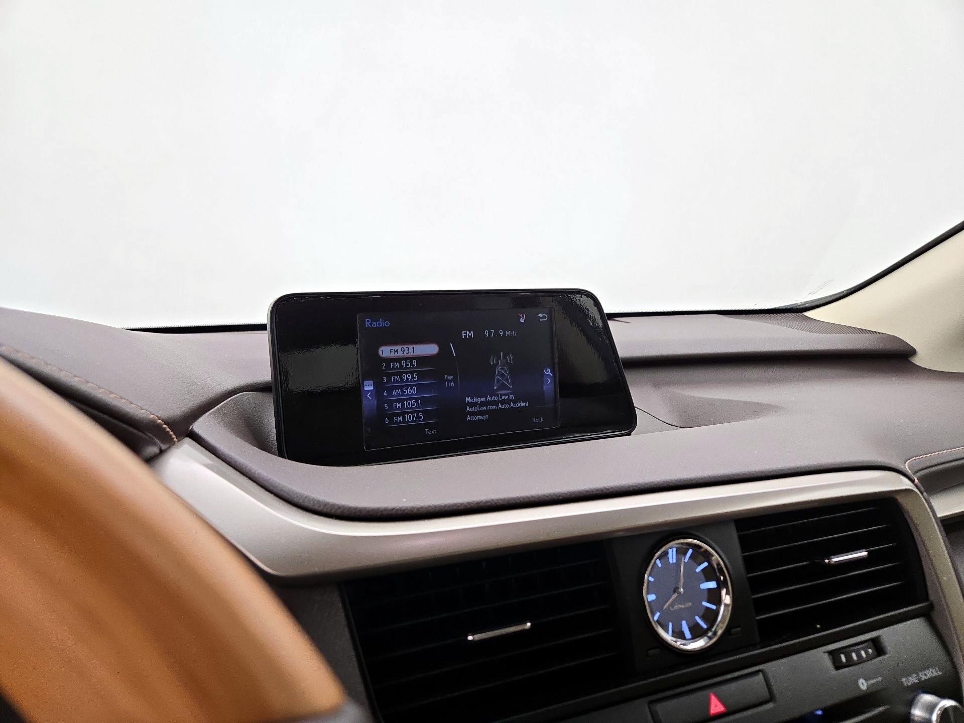 Thumbnail: 2016 Lexus RX - 15