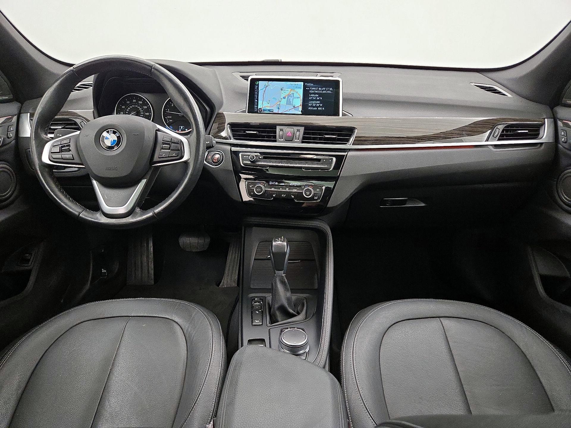 Thumbnail: 2017 BMW X1 - 9