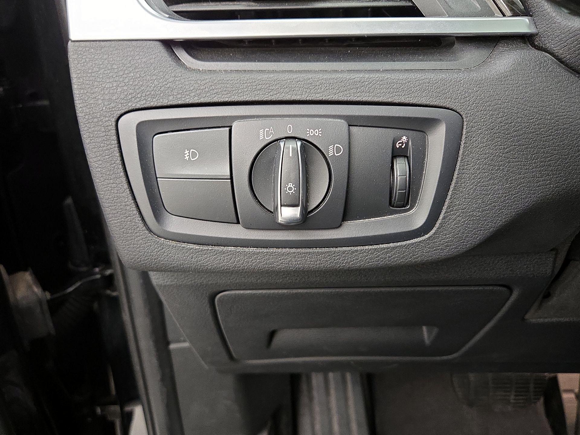 Thumbnail: 2017 BMW X1 - 13